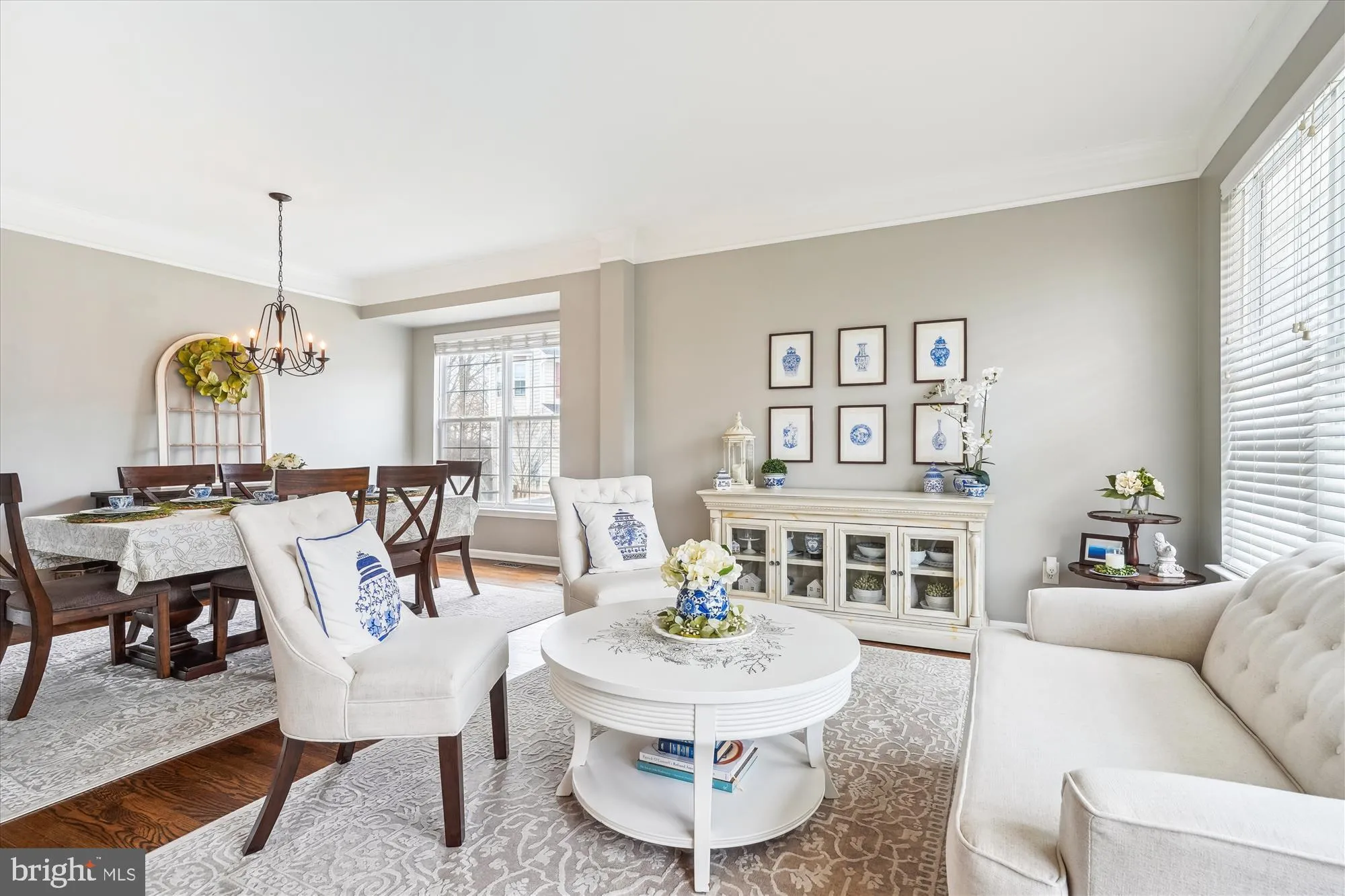 Gainesville, Virginia 20155, United States, 4 Bedrooms Bedrooms, ,4 BathroomsBathrooms,Residential,Pending,103929