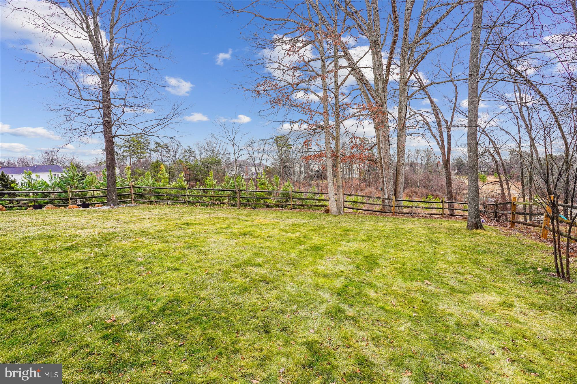 VIRGINIA OAKS - Residential