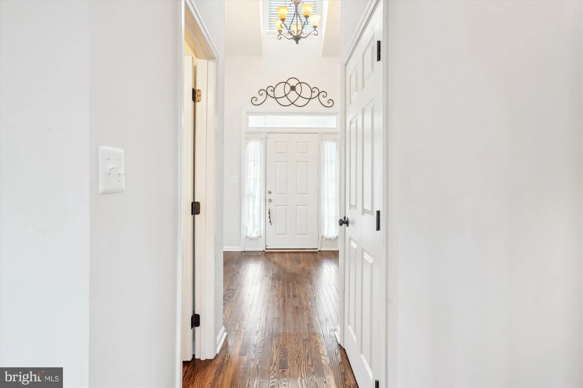 Gainesville, Virginia 20155, United States, 4 Bedrooms Bedrooms, ,4 BathroomsBathrooms,Residential,Pending,103929