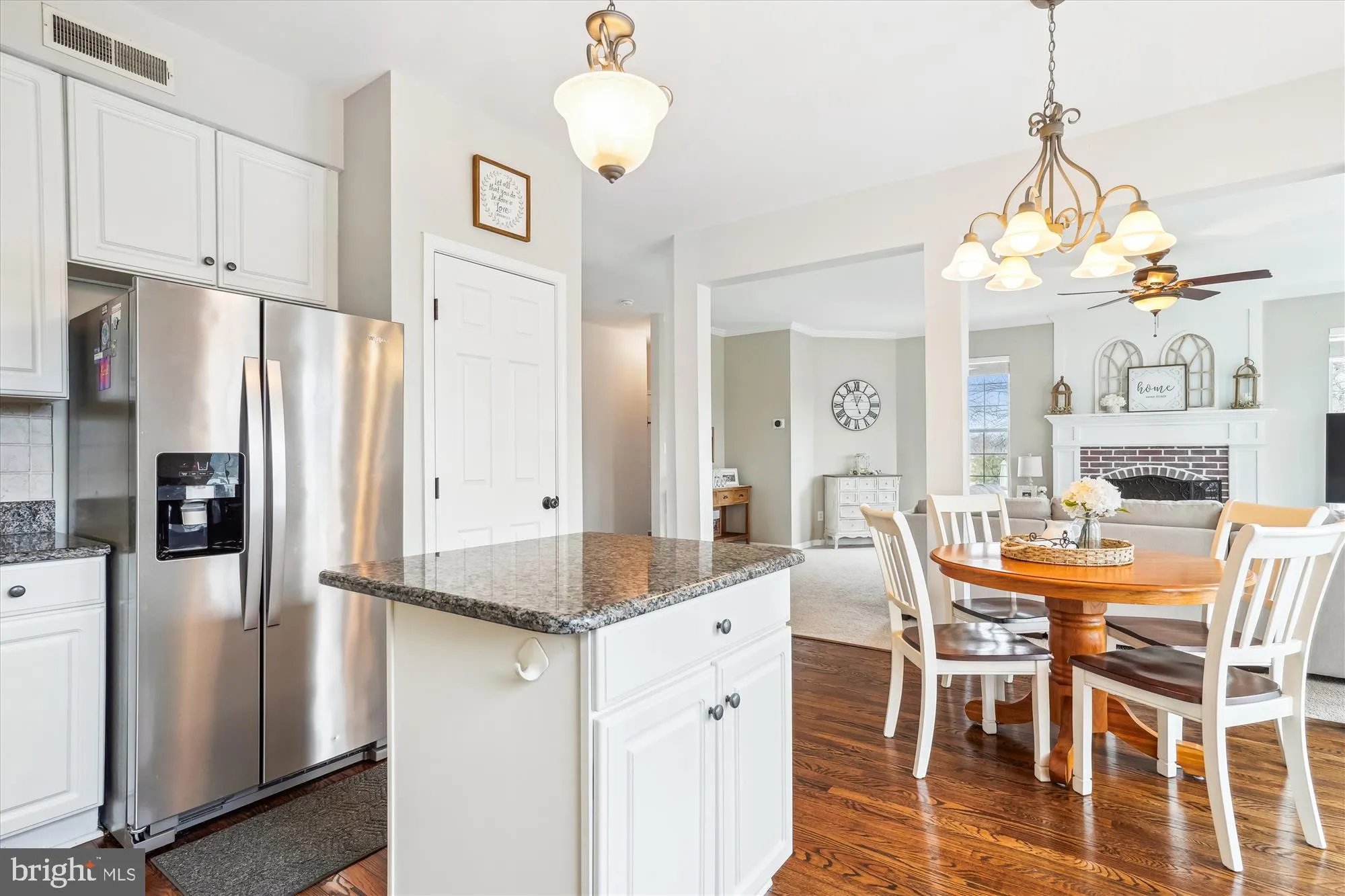 Gainesville, Virginia 20155, United States, 4 Bedrooms Bedrooms, ,4 BathroomsBathrooms,Residential,Pending,103929