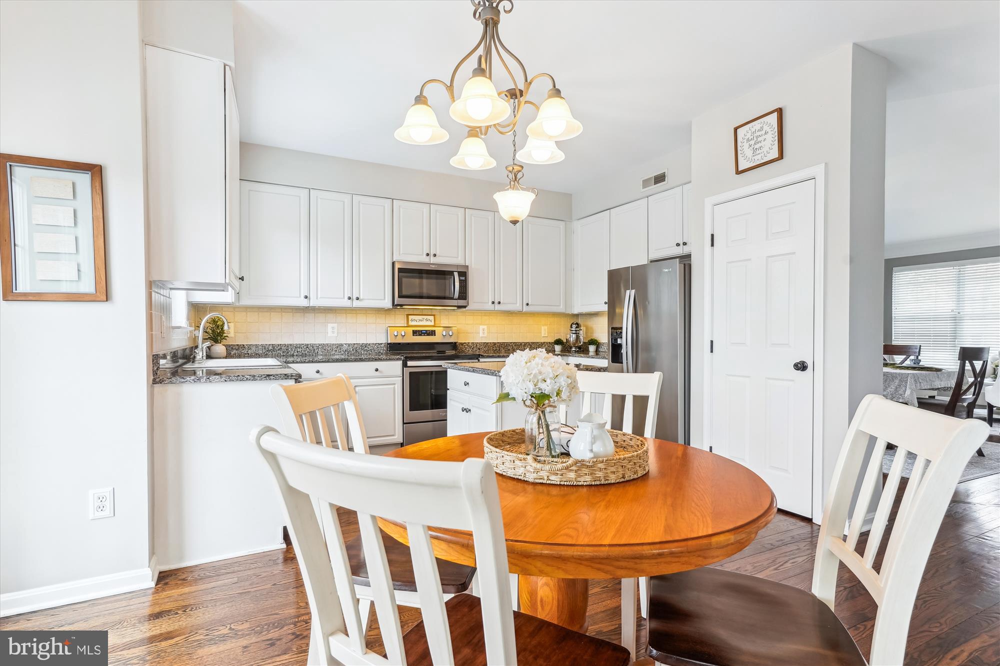 VIRGINIA OAKS - Residential