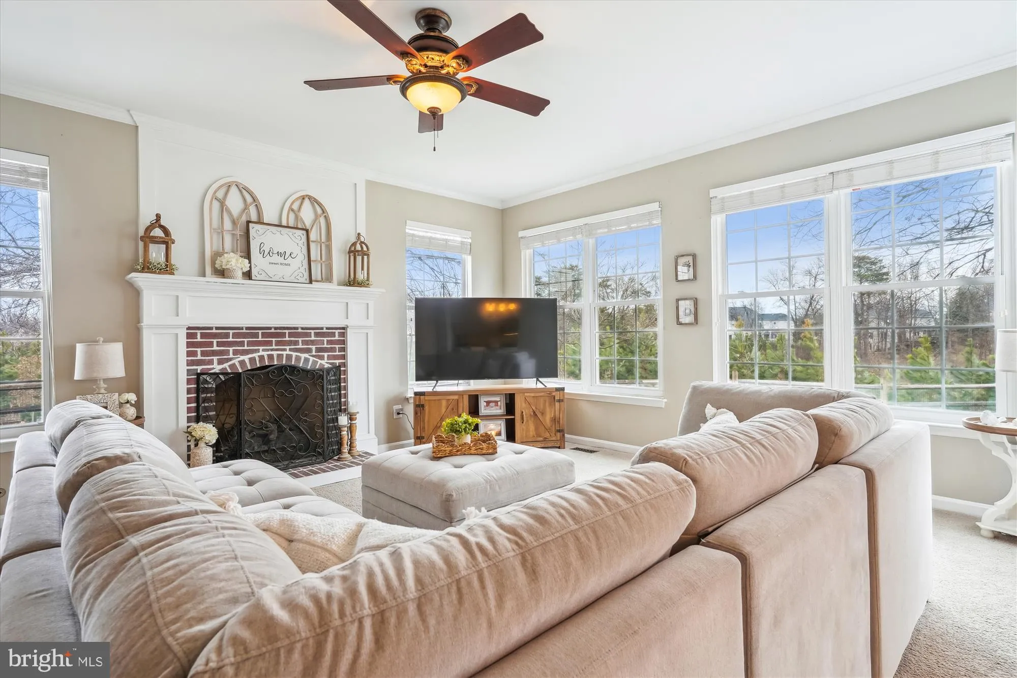 Gainesville, Virginia 20155, United States, 4 Bedrooms Bedrooms, ,4 BathroomsBathrooms,Residential,Pending,103929