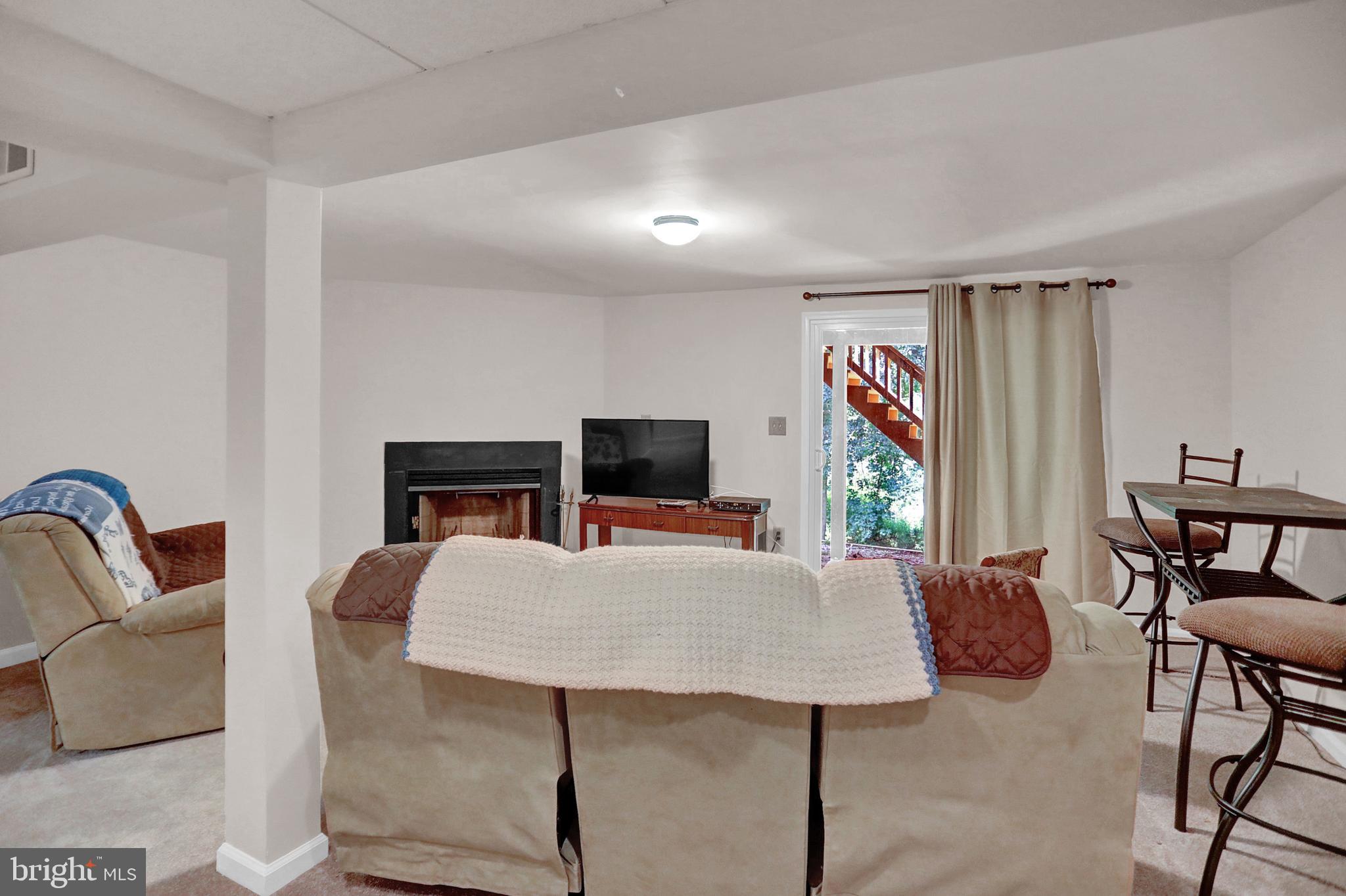 WORTHINGTON MEADOWS - Residential