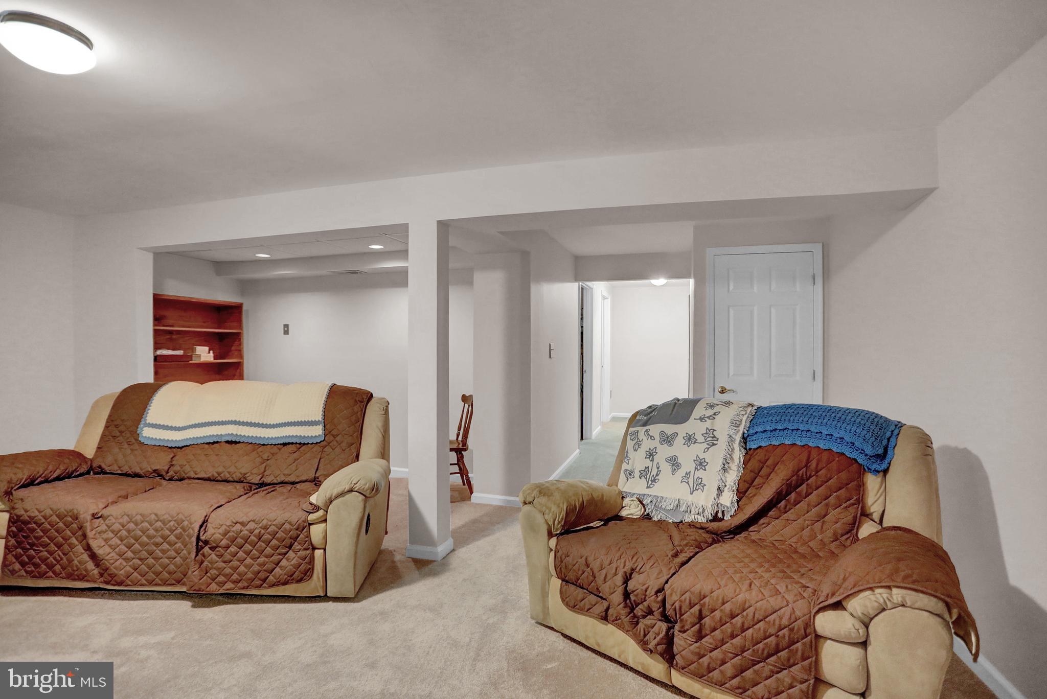 WORTHINGTON MEADOWS - Residential