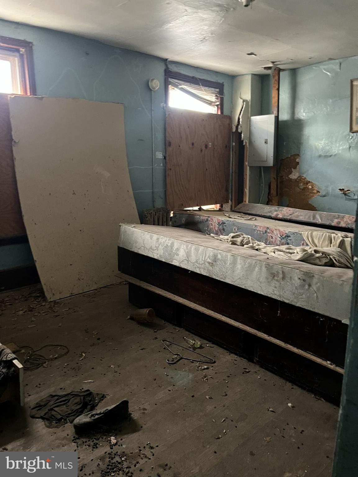 144 W CUMBERLAND STREET