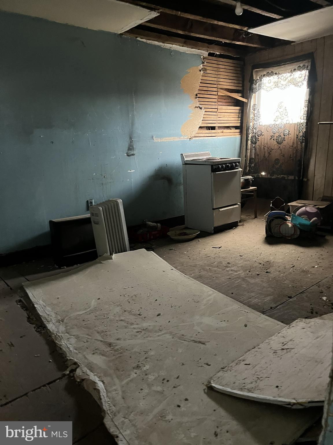 144 W CUMBERLAND STREET