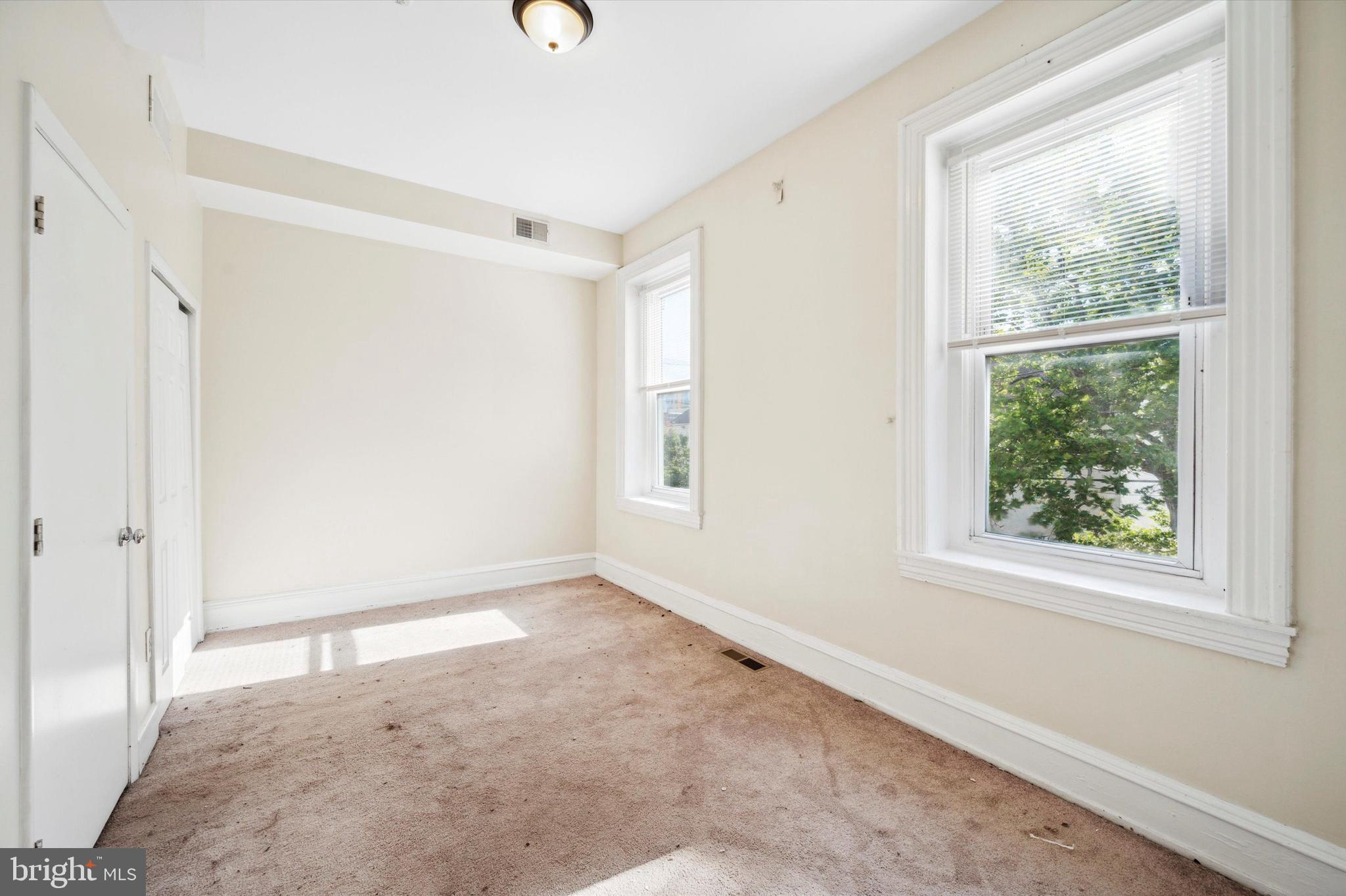 413 N PRESTON STREET