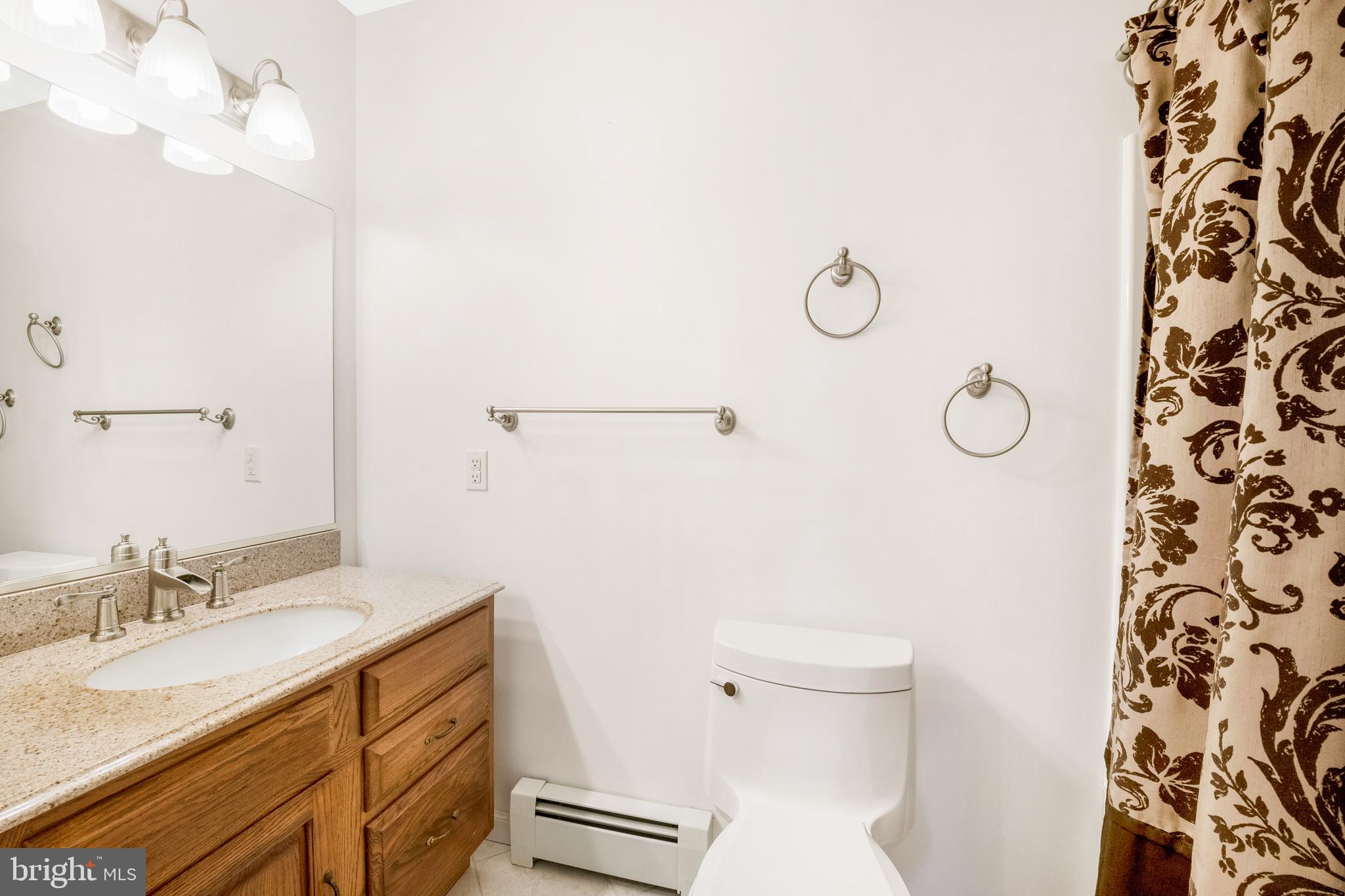 EDGEWATER - Residential