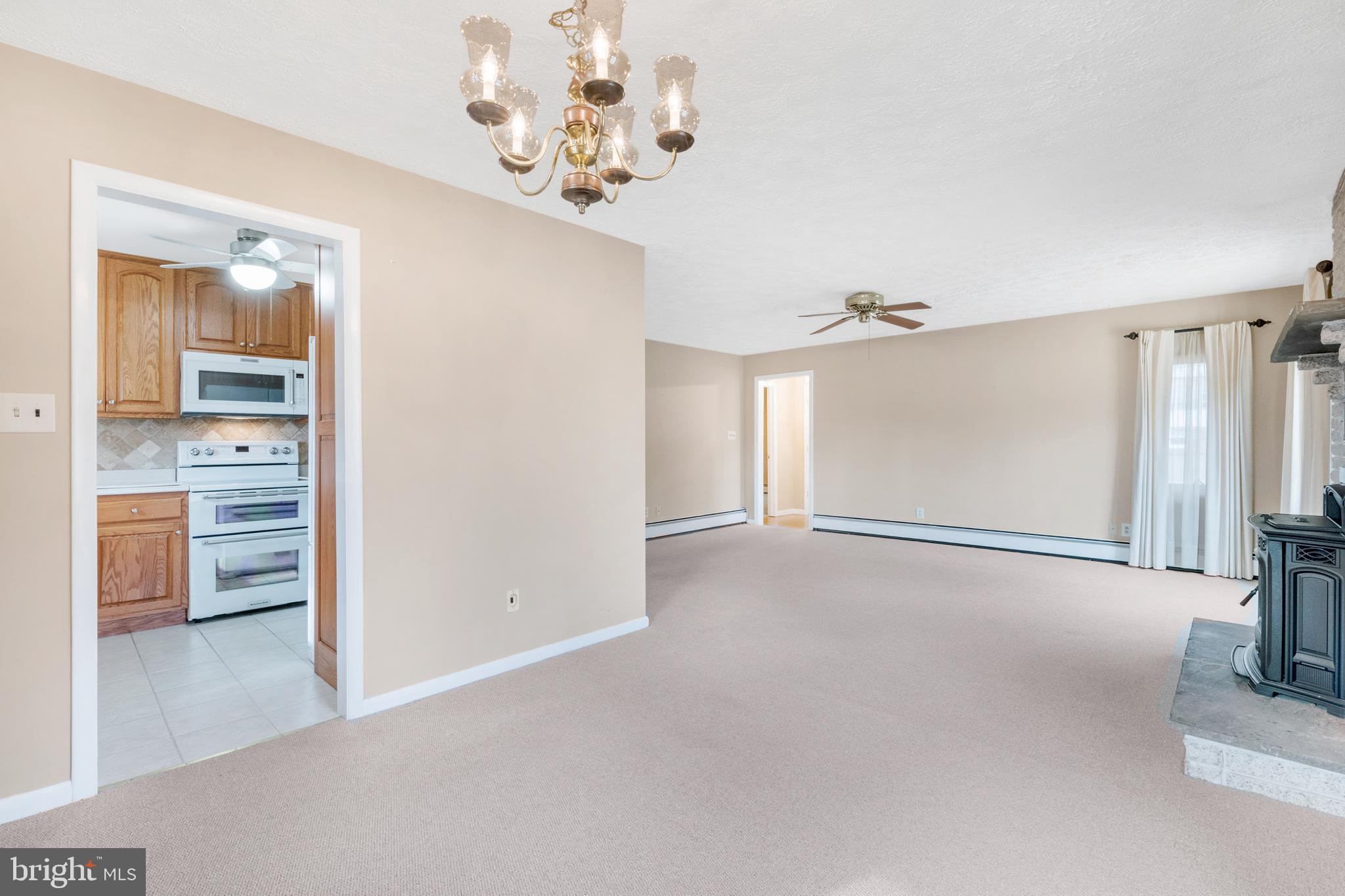 EDGEWATER - Residential