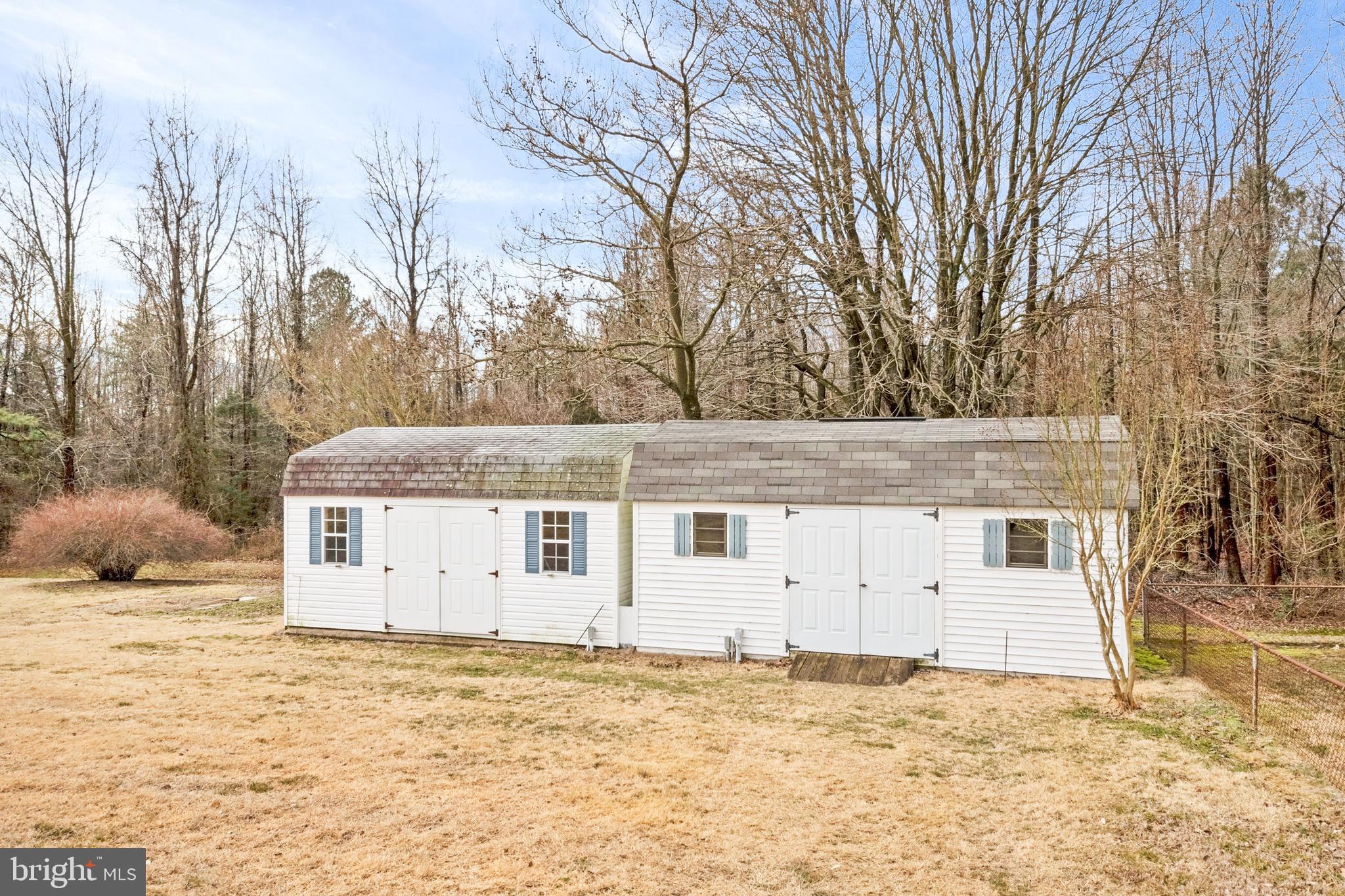 EDGEWATER - Residential