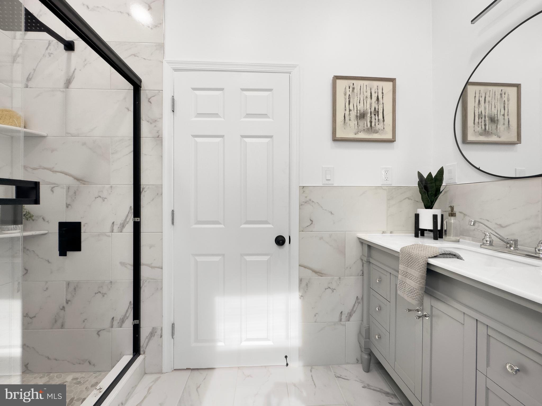 POINT BREEZE - Residential