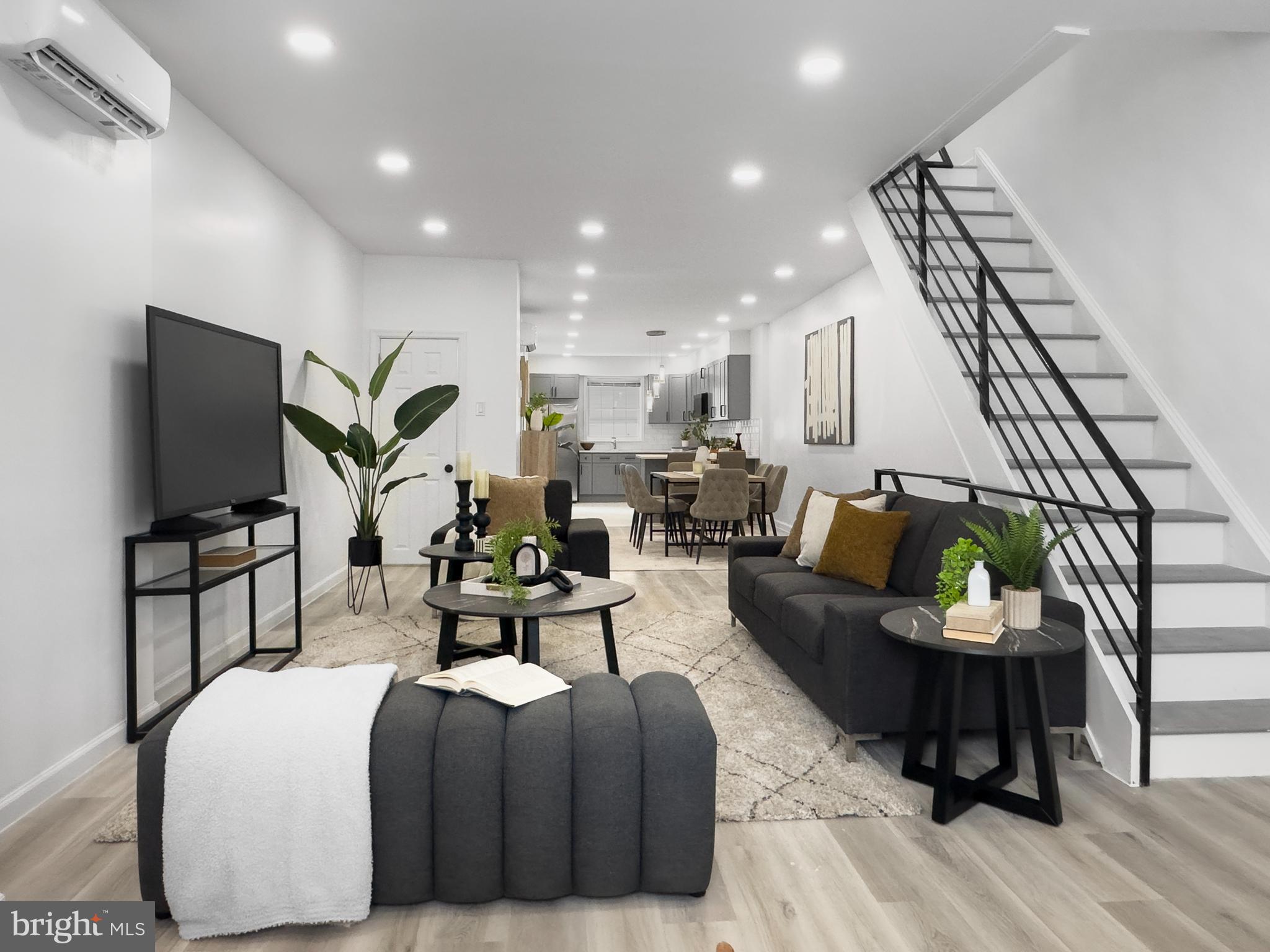 POINT BREEZE - Residential