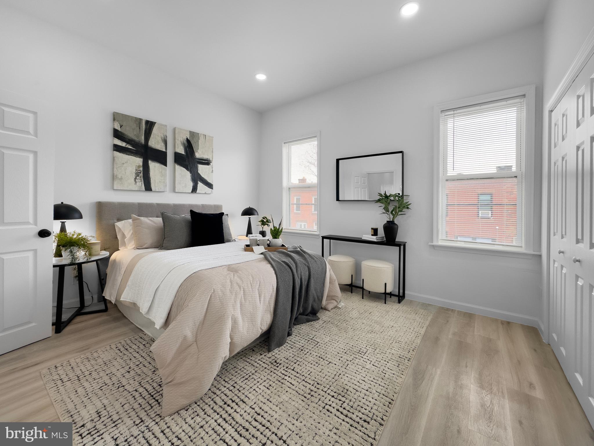 POINT BREEZE - Residential