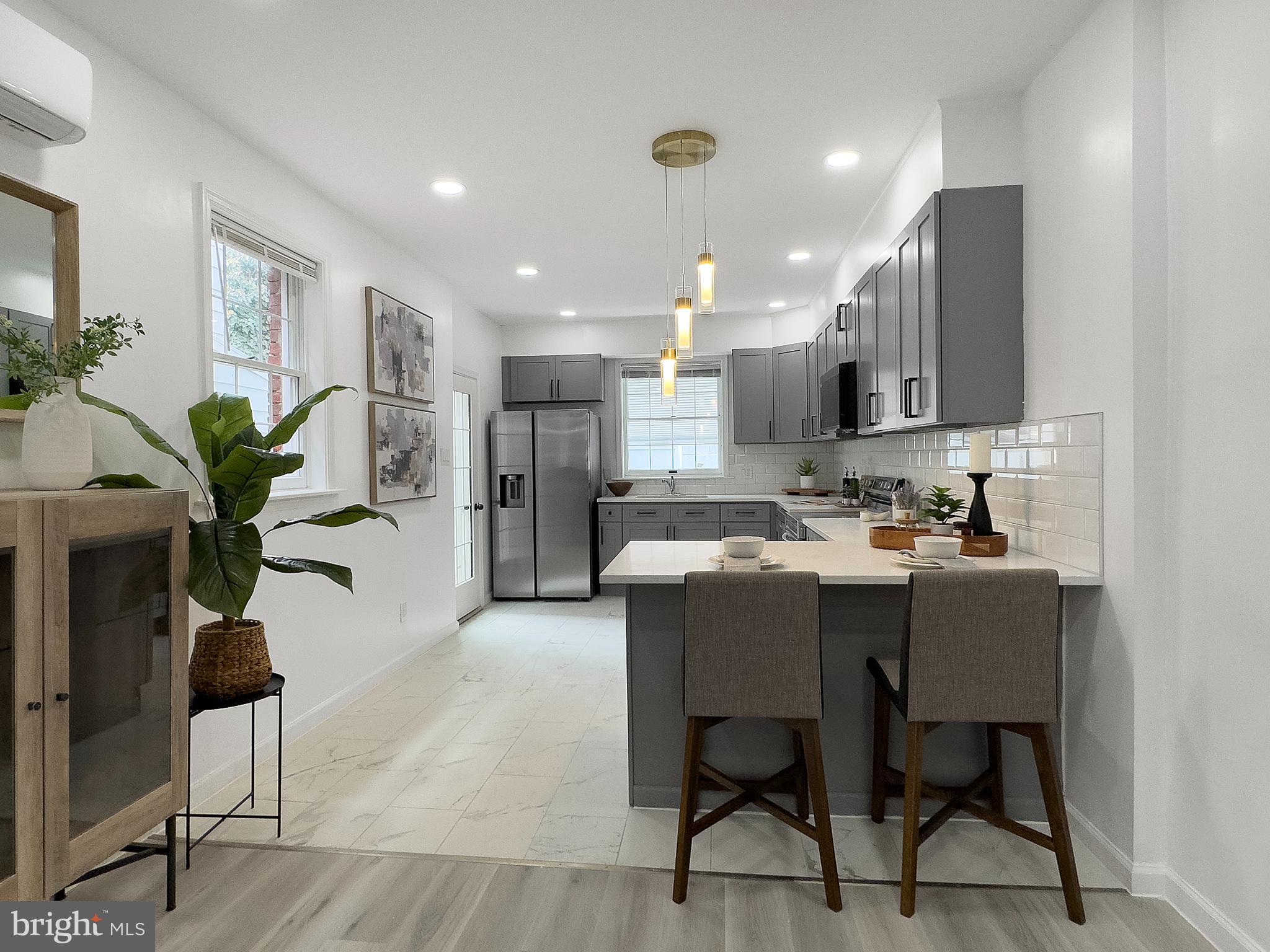 POINT BREEZE - Residential