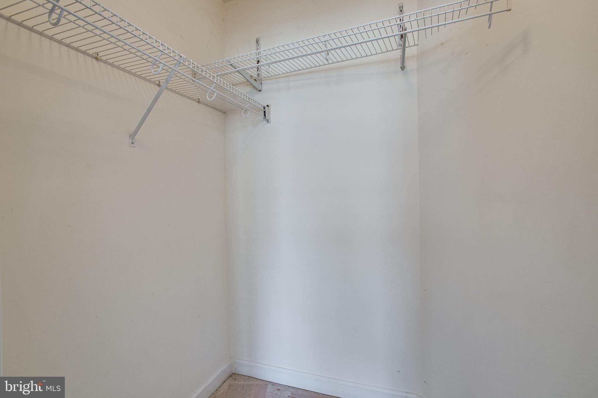 COURTHOUSE HILL - Residential Lease