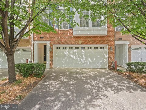 4086 CLOVET DRIVE 32 FAIRFAX VA 22030