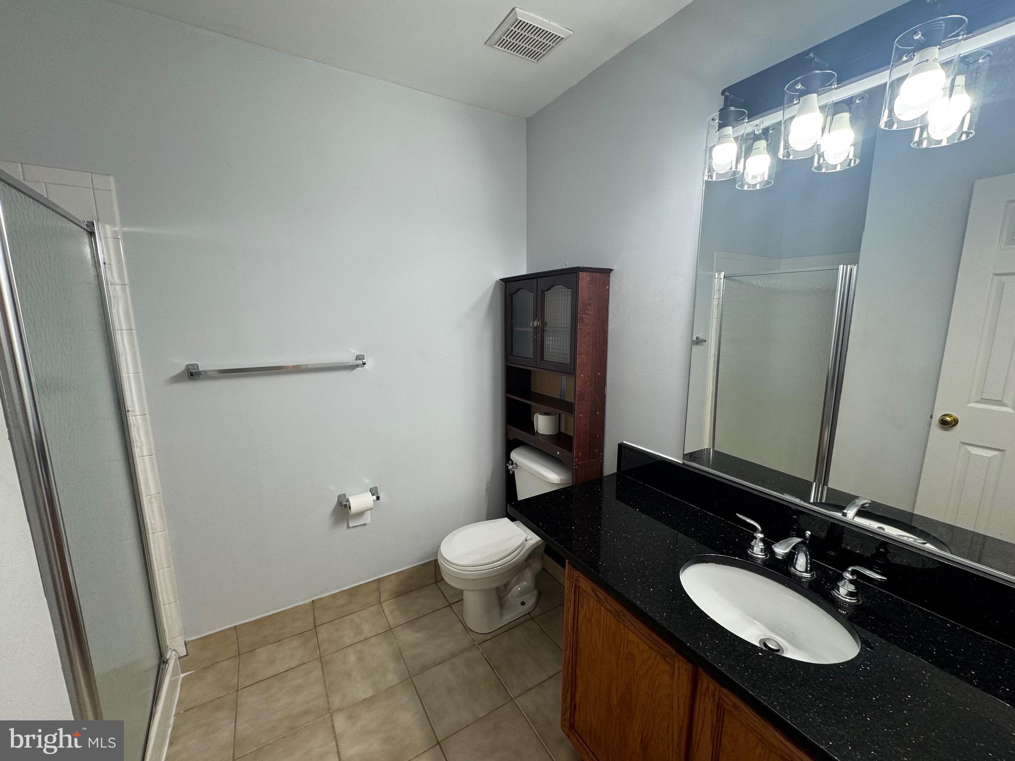 HIGHLAND OAKS - Residential Lease