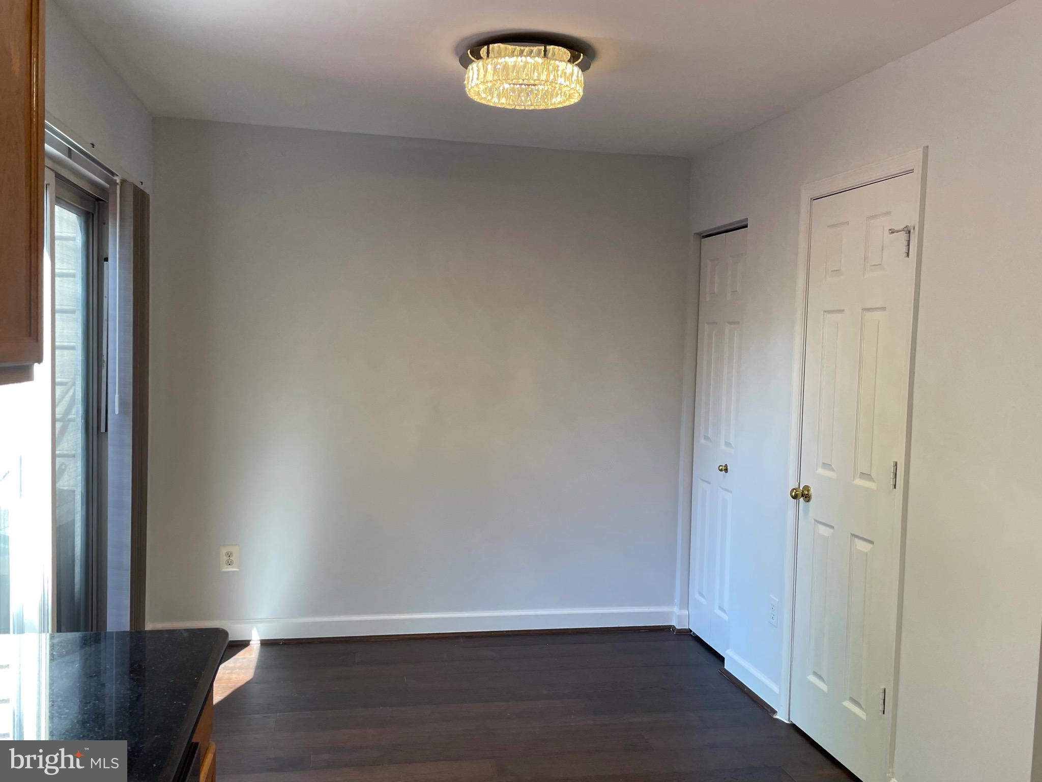 HIGHLAND OAKS - Residential Lease