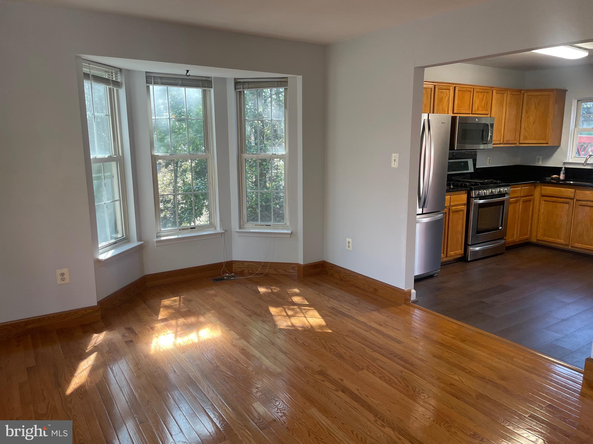 HIGHLAND OAKS - Residential Lease