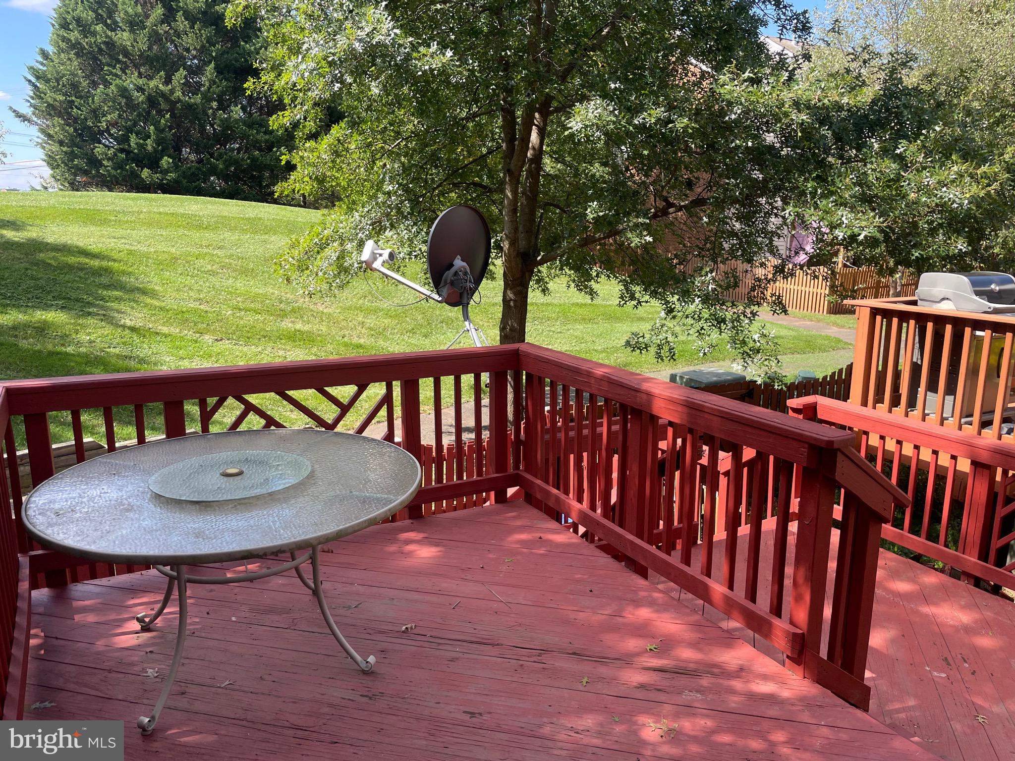 HIGHLAND OAKS - Residential Lease