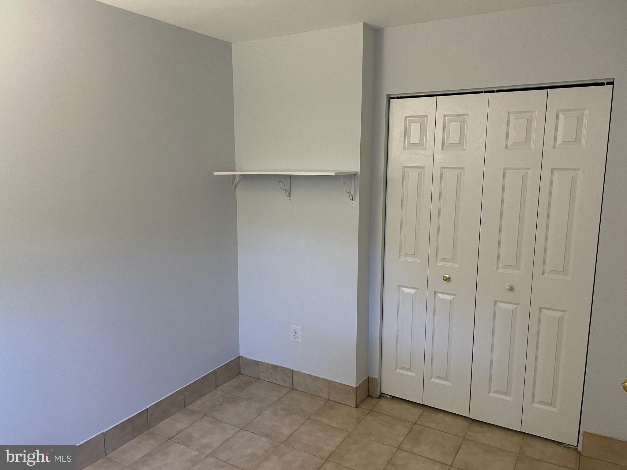 HIGHLAND OAKS - Residential Lease