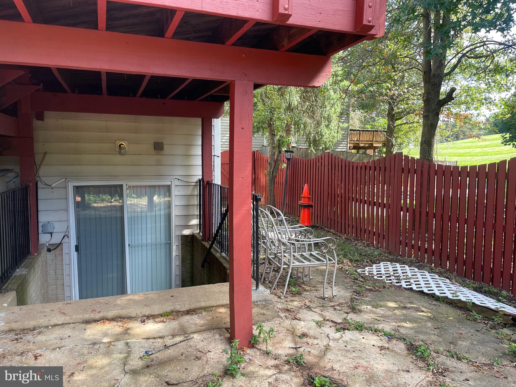 HIGHLAND OAKS - Residential Lease