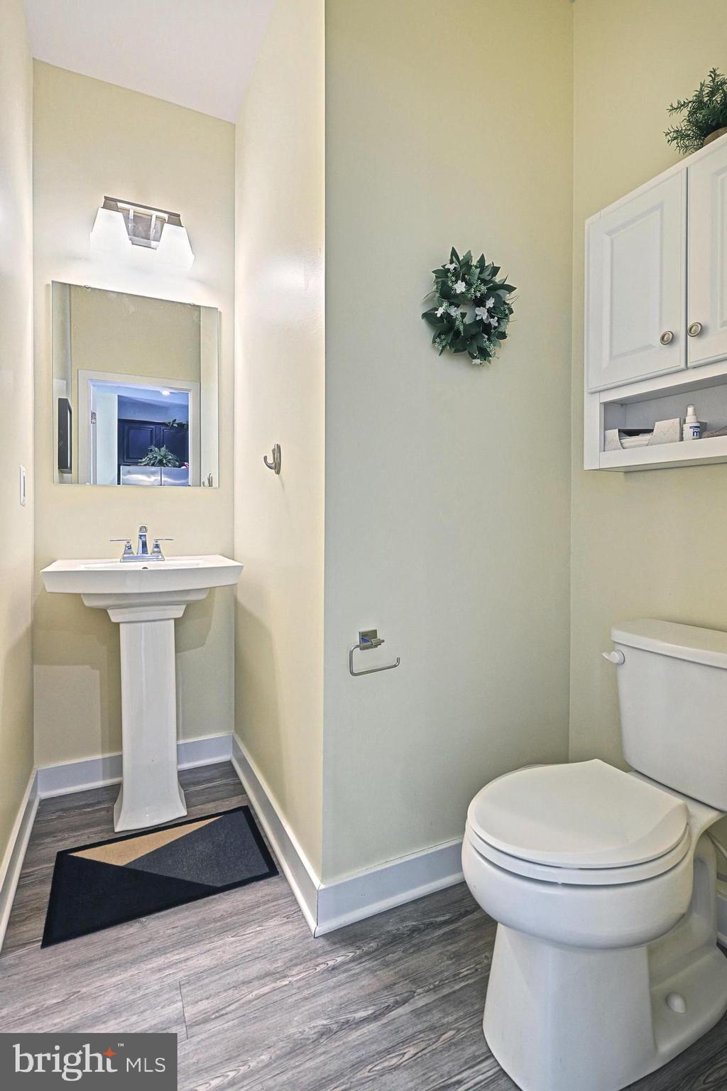 REGENTS GLEN TOWNHOME - Residential