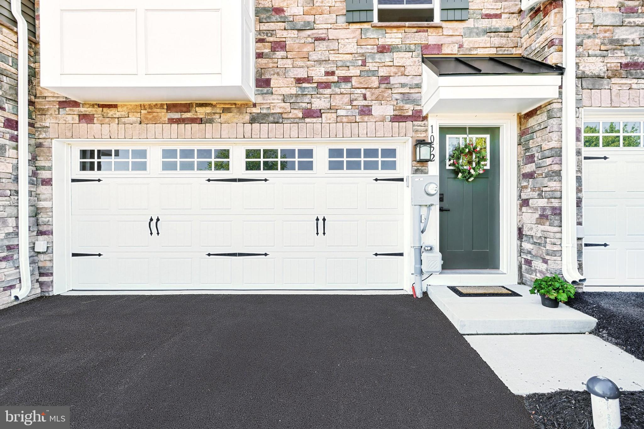 REGENTS GLEN TOWNHOME - Residential