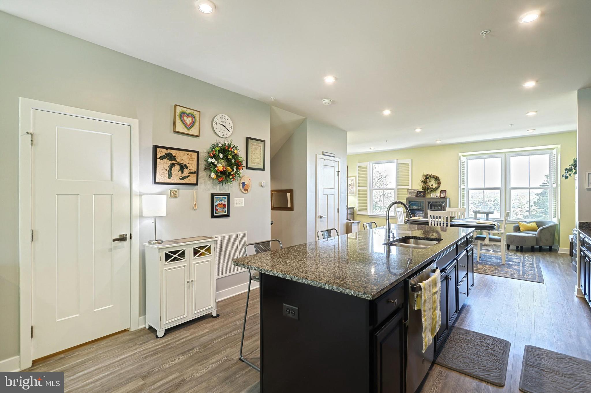 REGENTS GLEN TOWNHOME - Residential