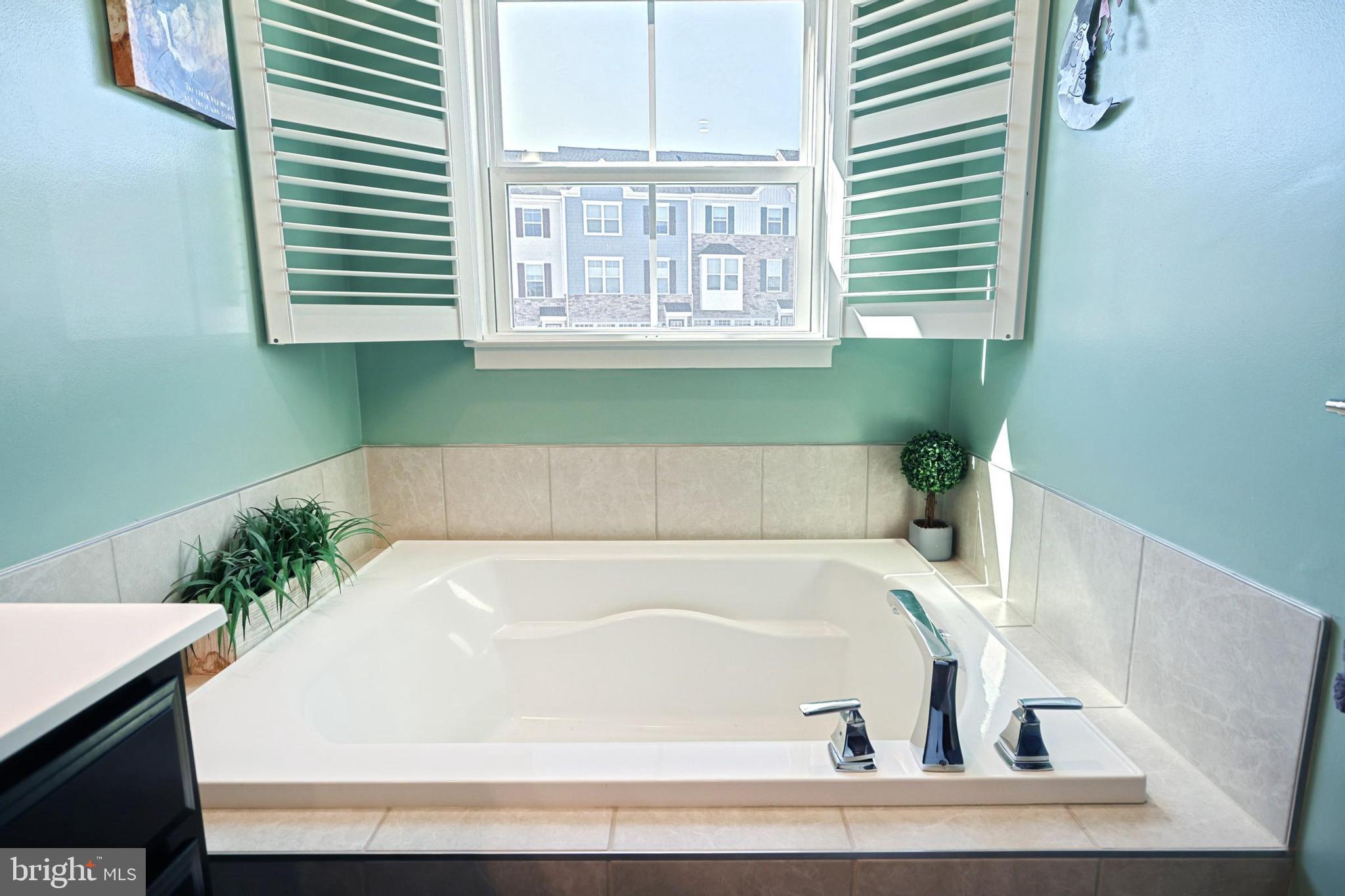 REGENTS GLEN TOWNHOME - Residential