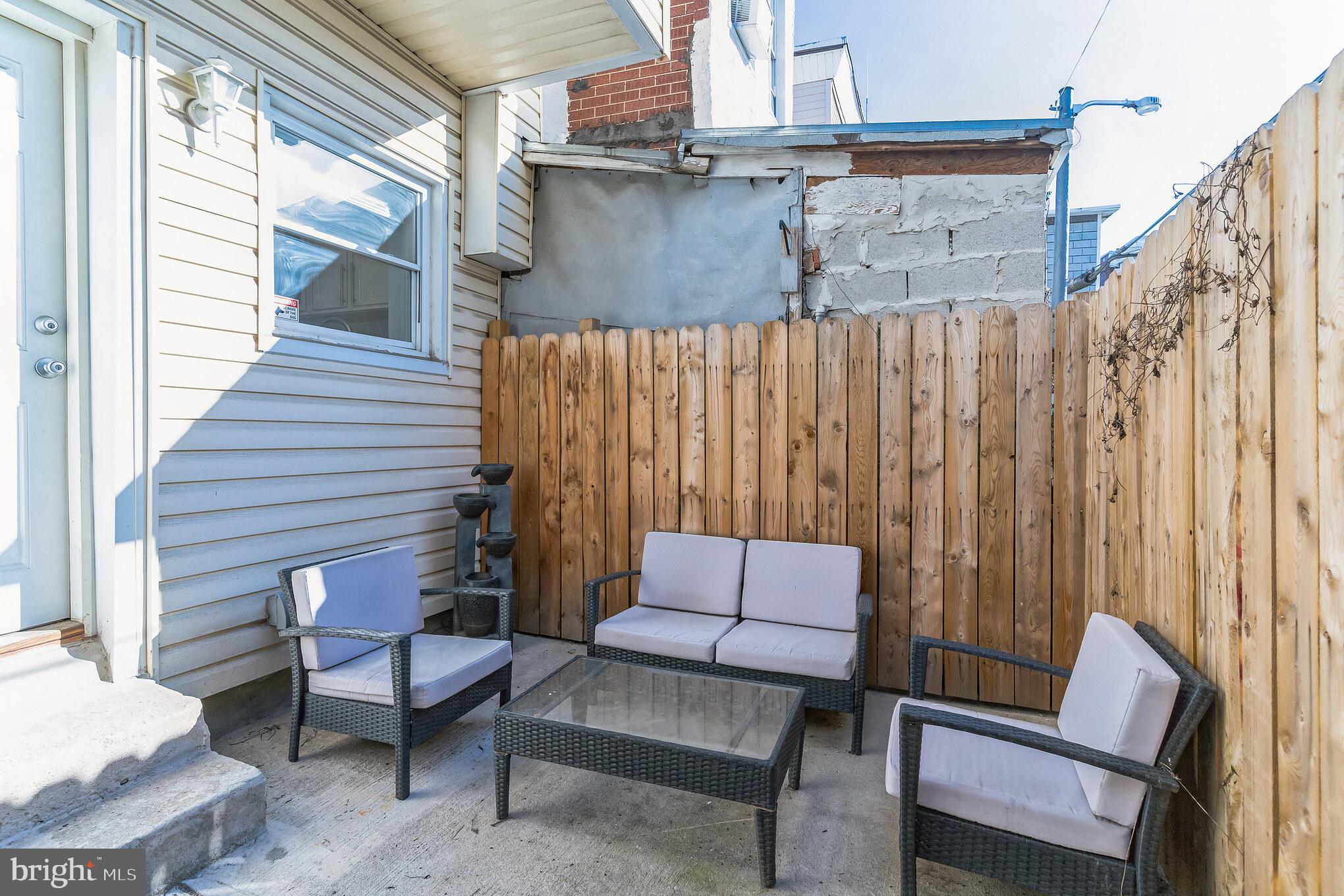 EAST KENSINGTON - Residential Lease