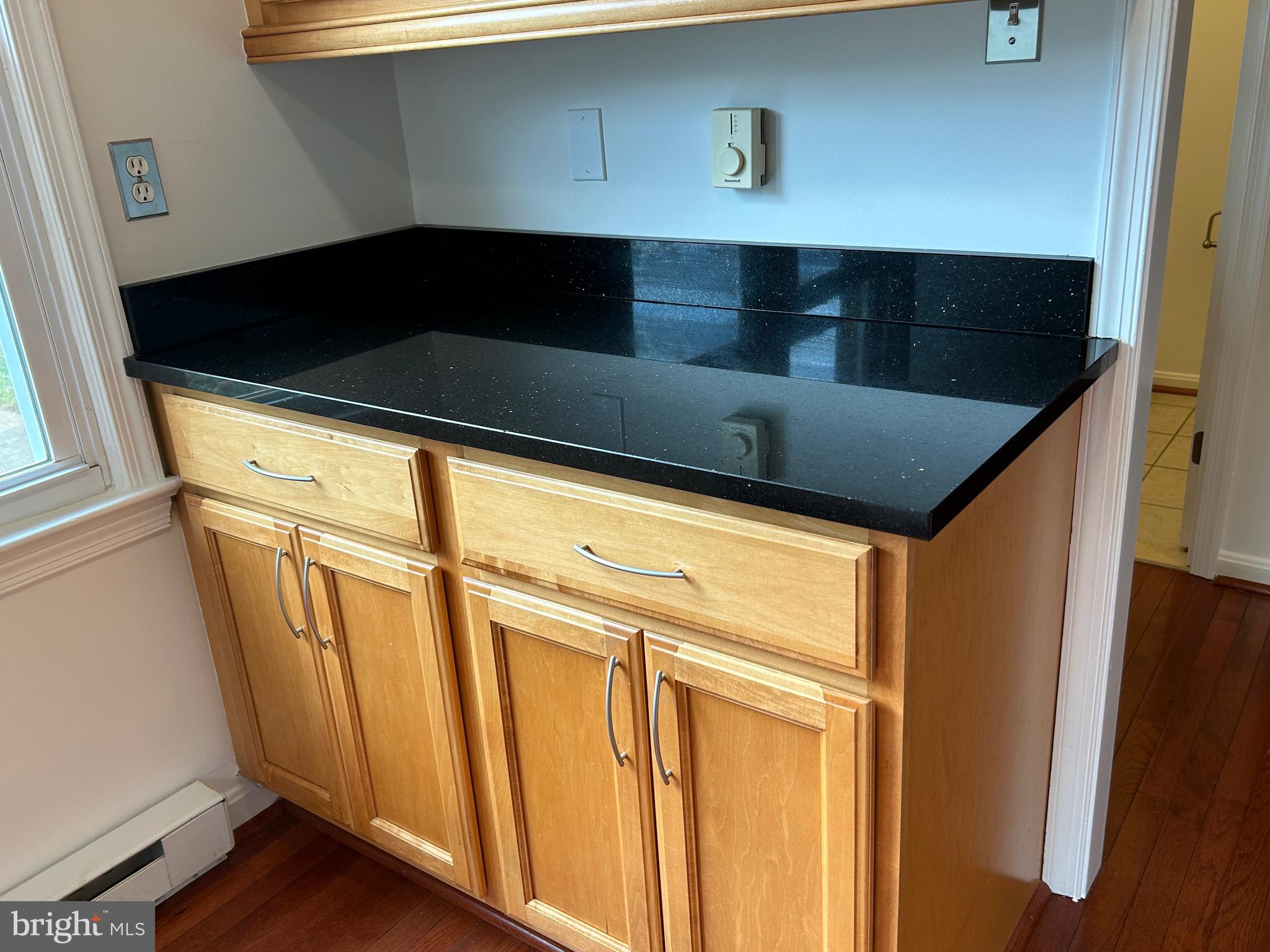 ROCK SPRING - Residential Lease