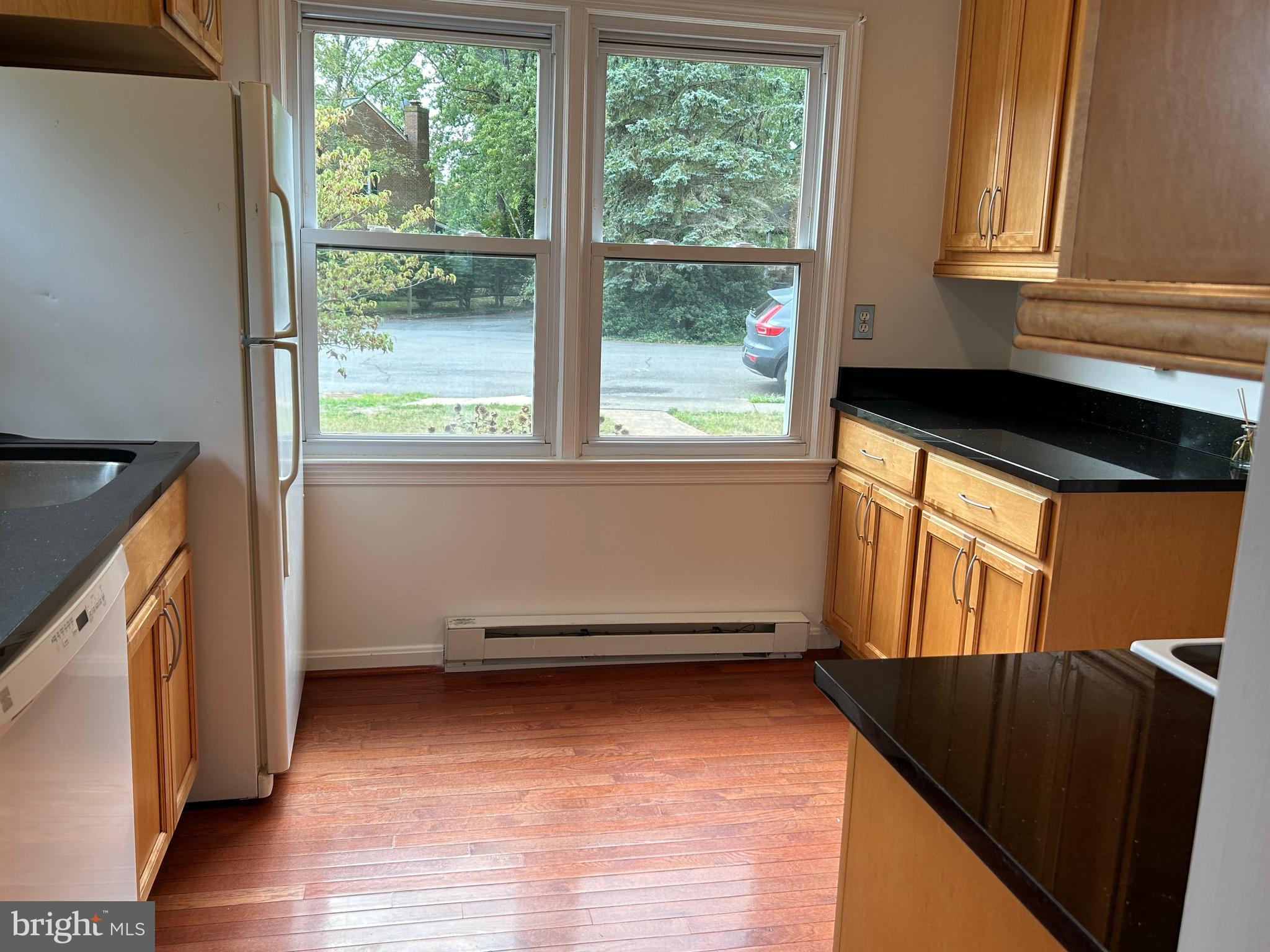 ROCK SPRING - Residential Lease