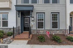 CROWN FARM - Residential Lease