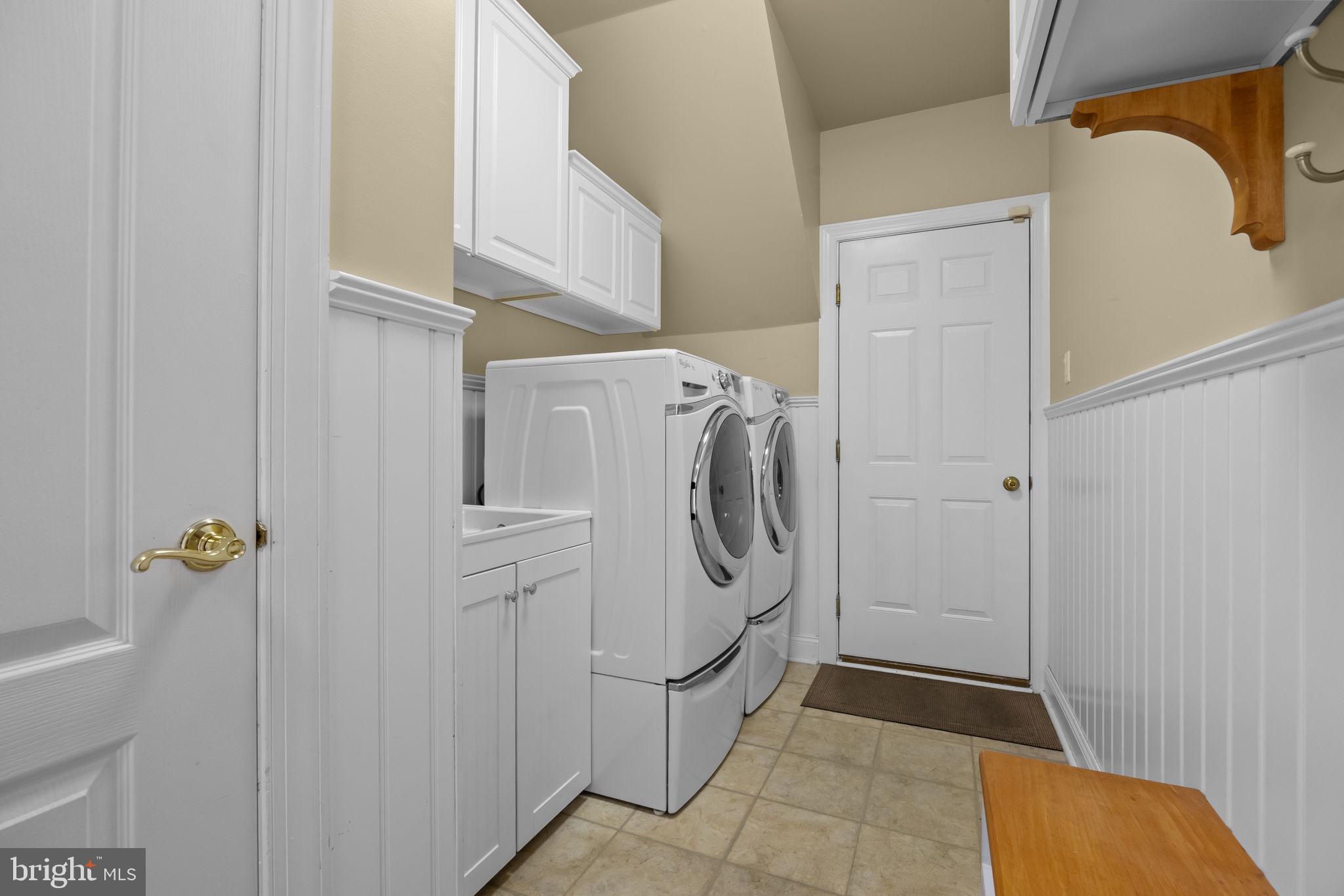 NORTHAMPTON CHASE - Residential