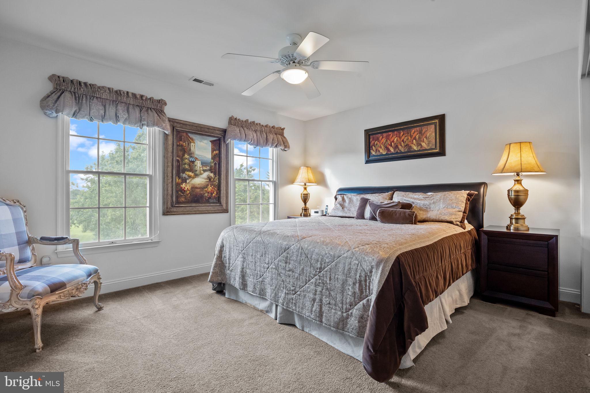 NORTHAMPTON CHASE - Residential