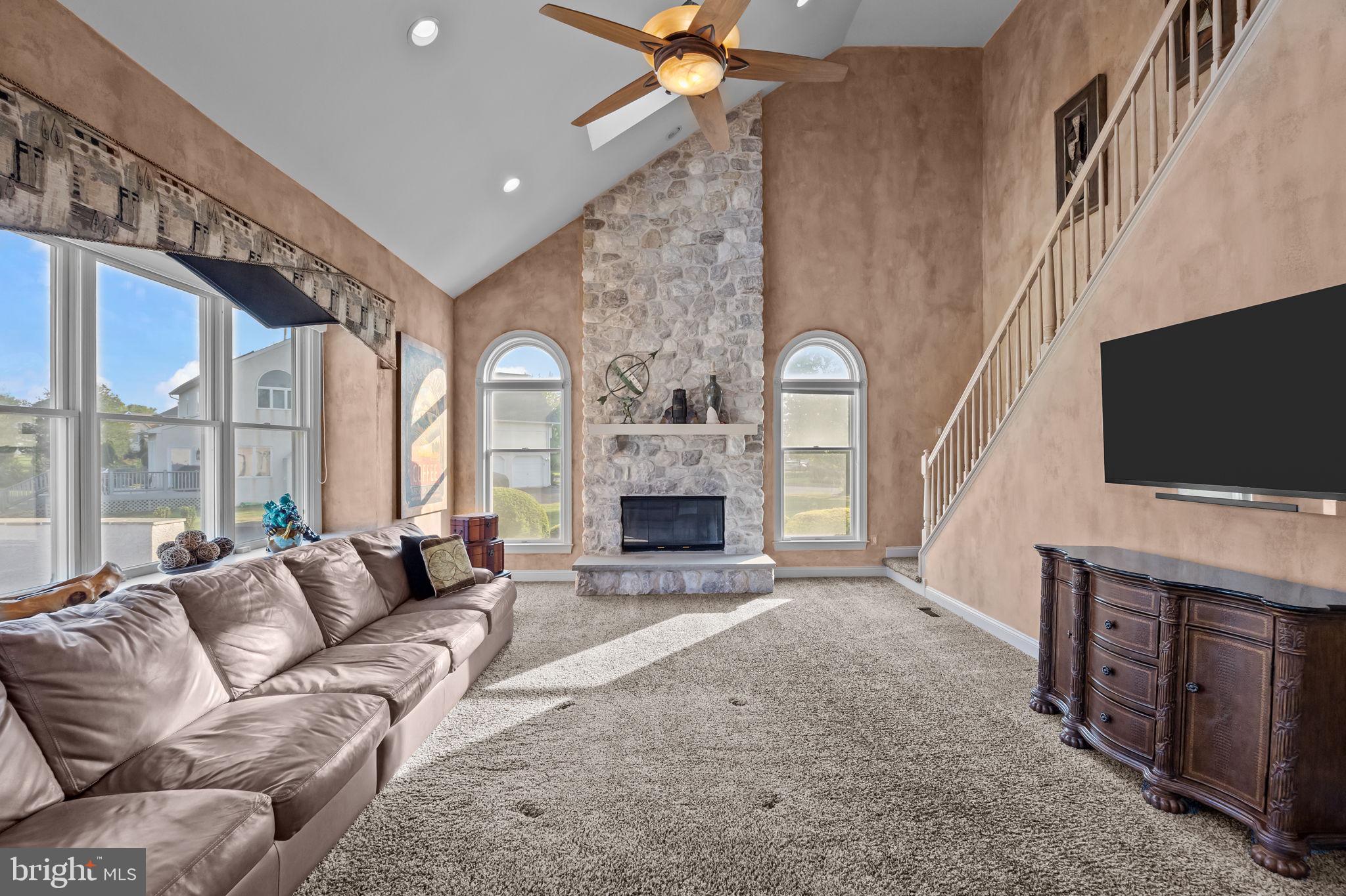 NORTHAMPTON CHASE - Residential