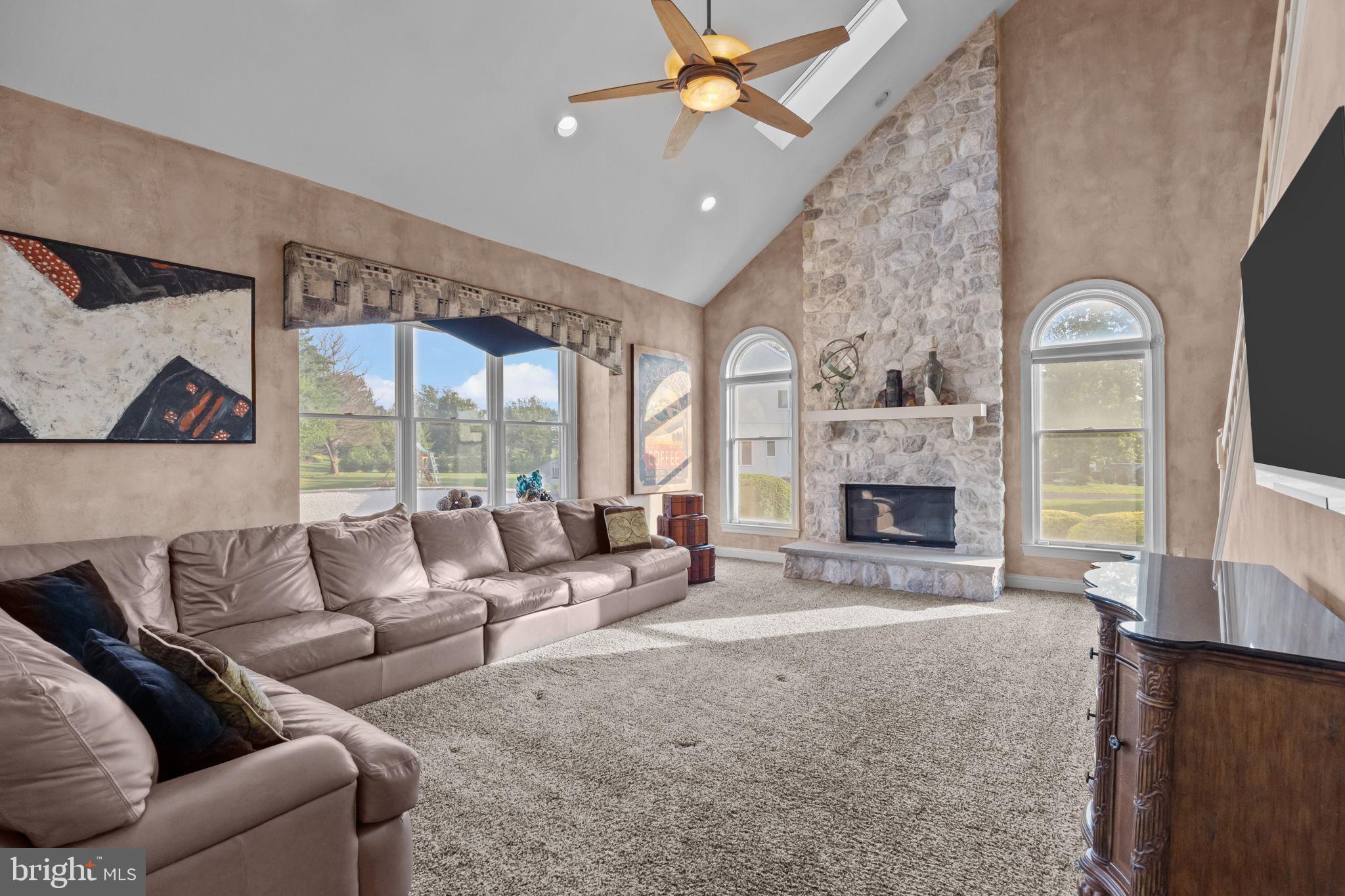 NORTHAMPTON CHASE - Residential