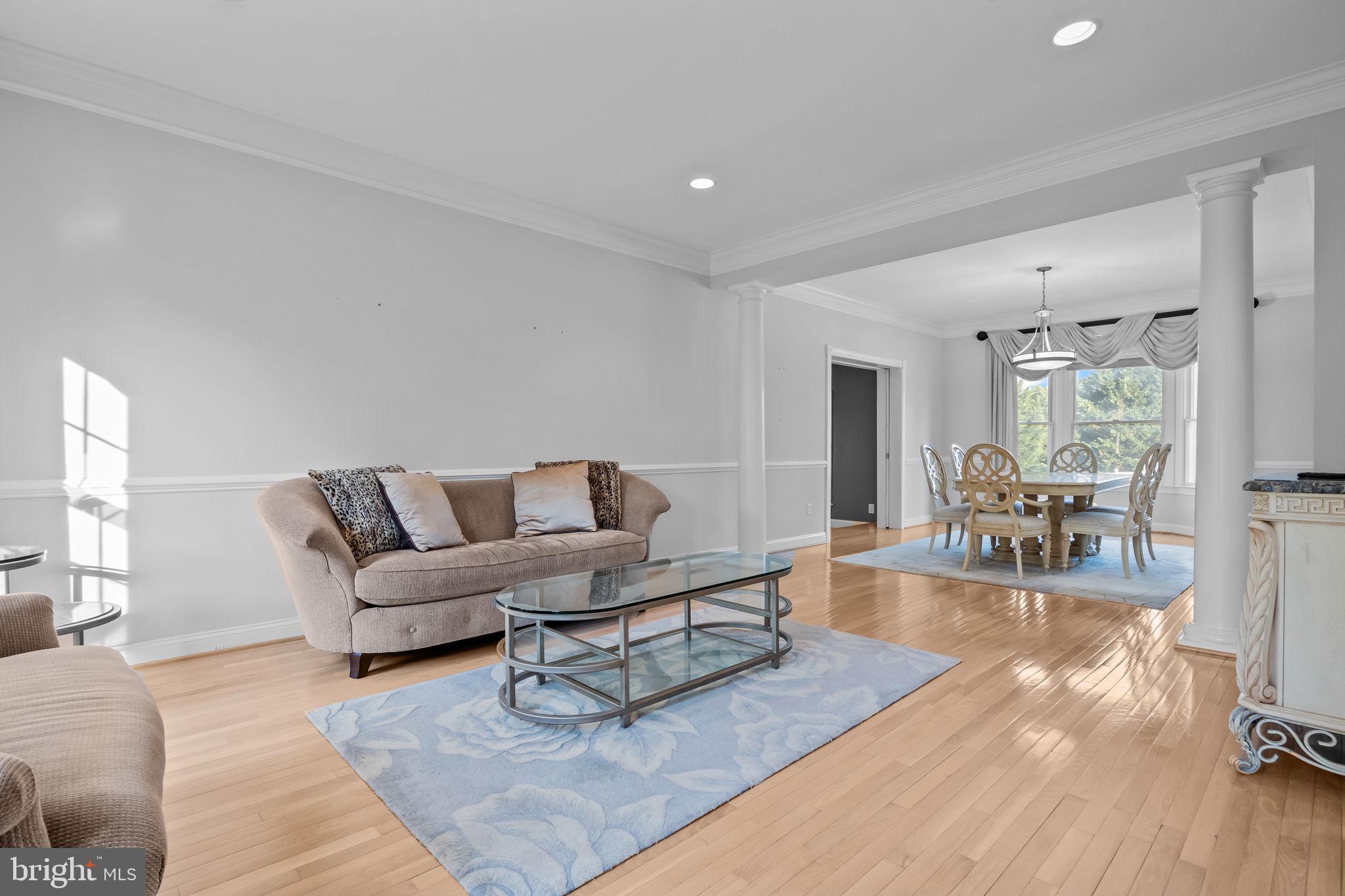 NORTHAMPTON CHASE - Residential