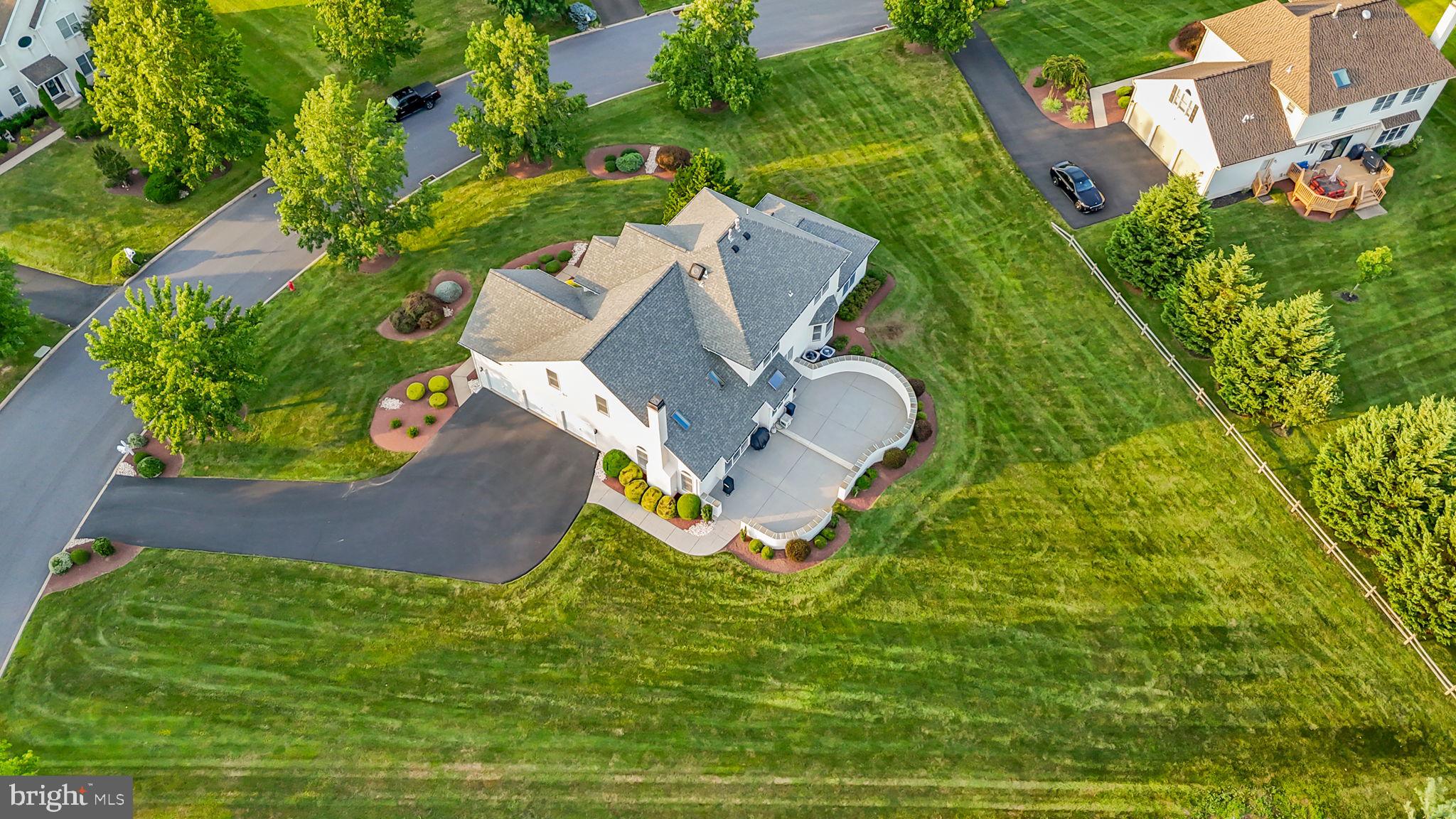 NORTHAMPTON CHASE - Residential