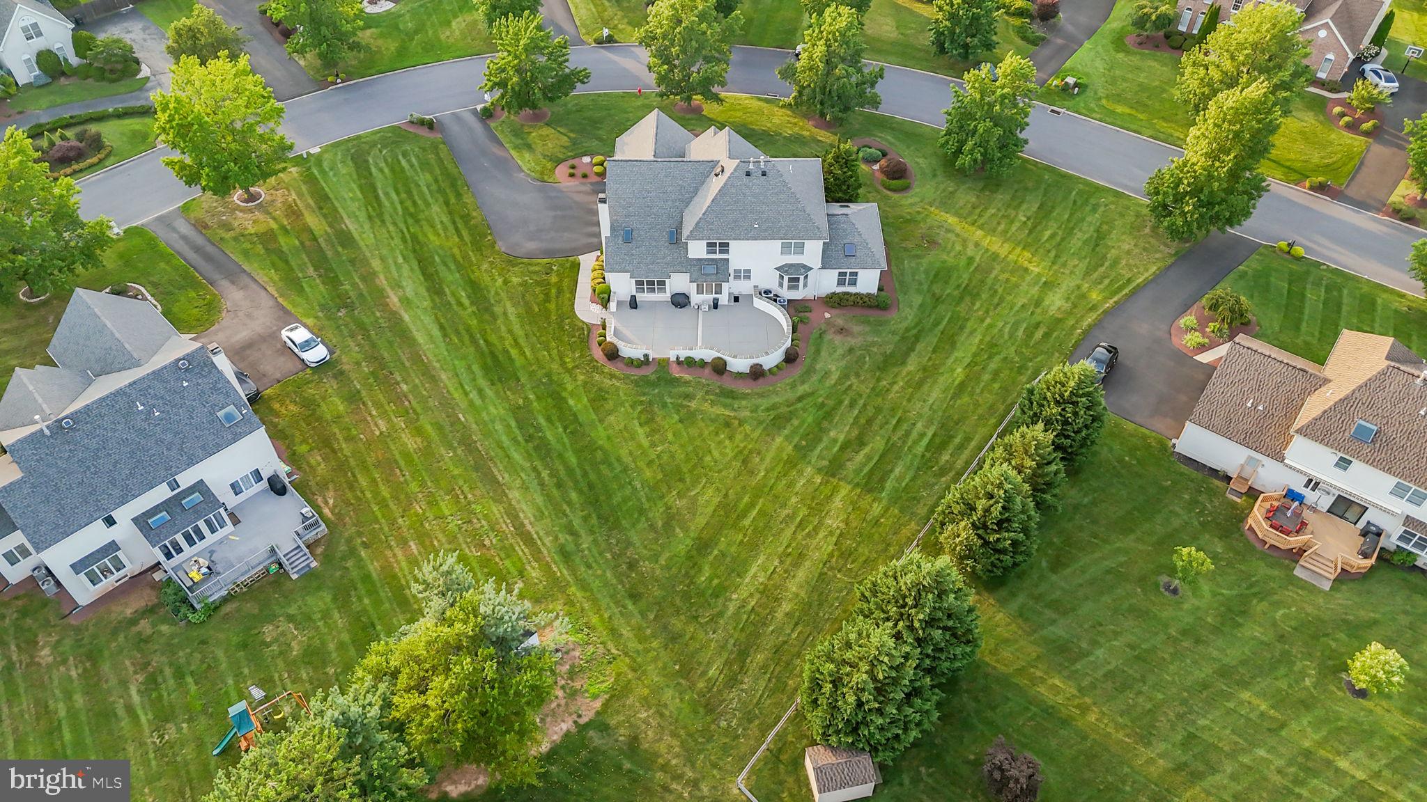 NORTHAMPTON CHASE - Residential