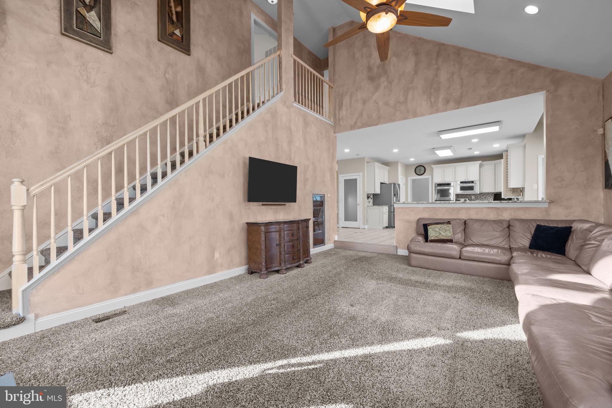 NORTHAMPTON CHASE - Residential