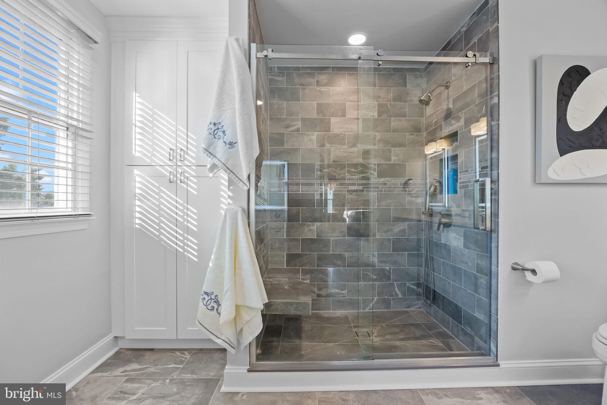 NORTHAMPTON CHASE - Residential