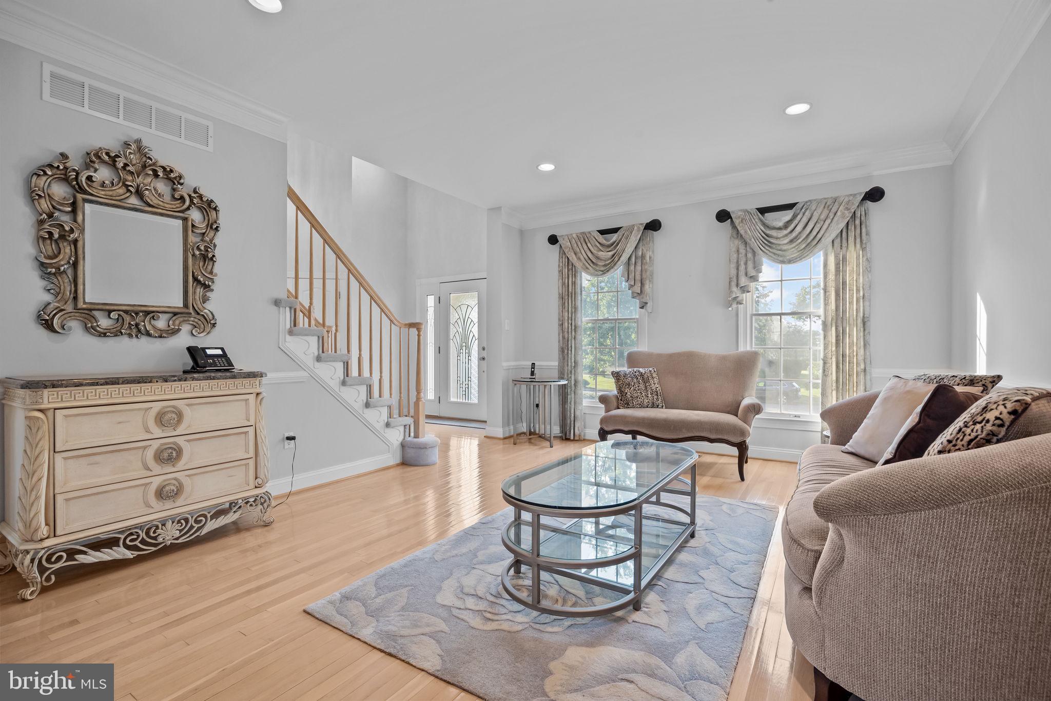 NORTHAMPTON CHASE - Residential