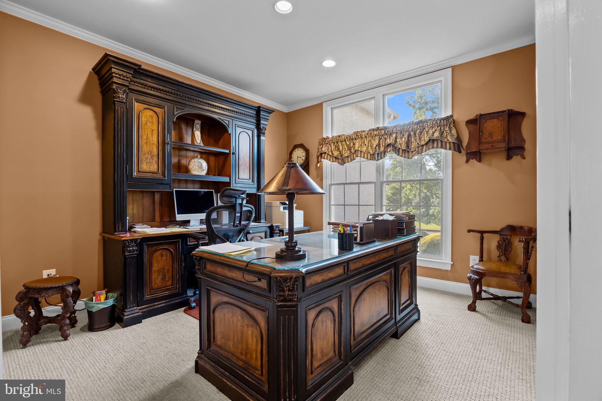 NORTHAMPTON CHASE - Residential