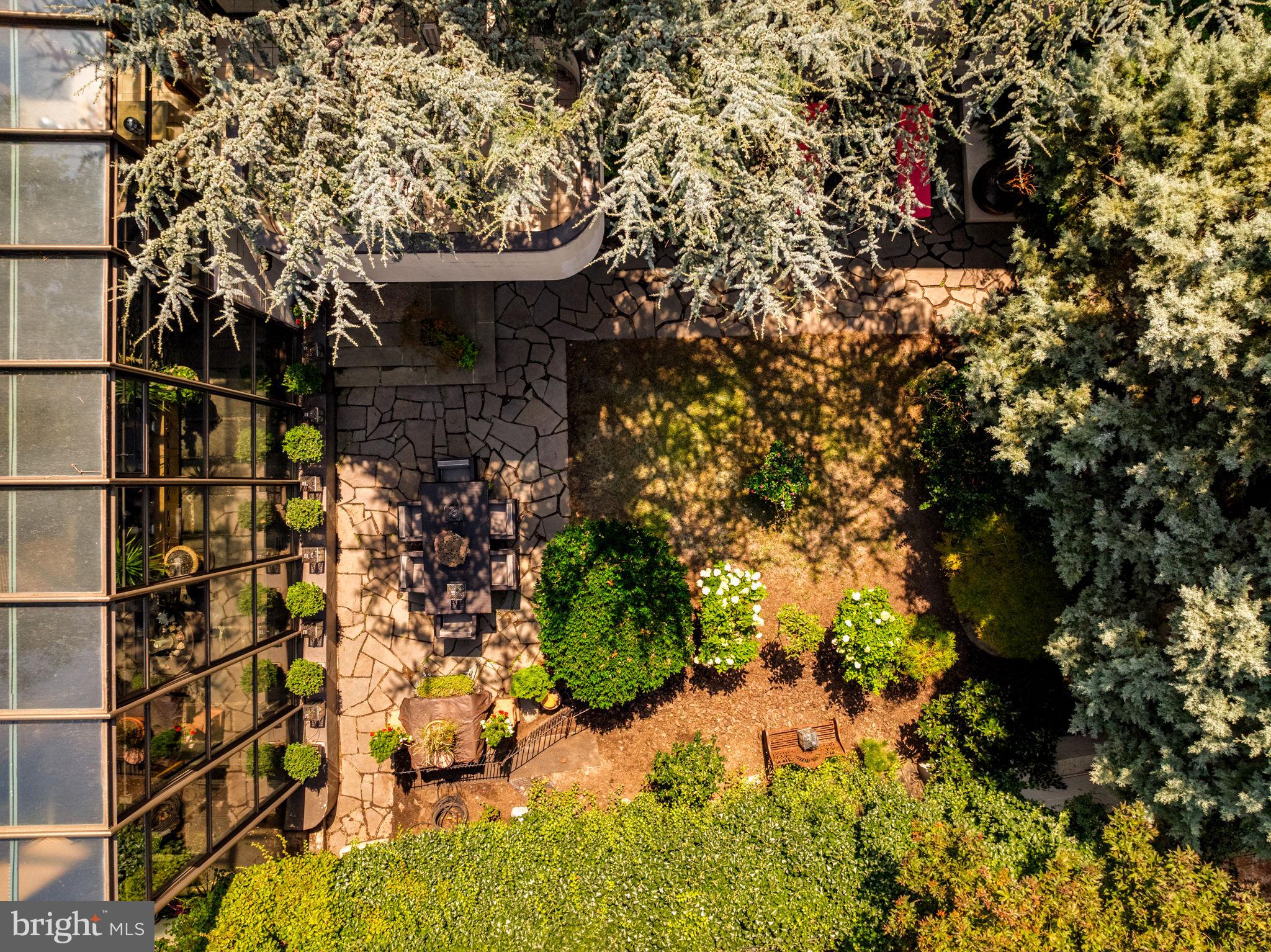 FAIRMOUNT - Residential