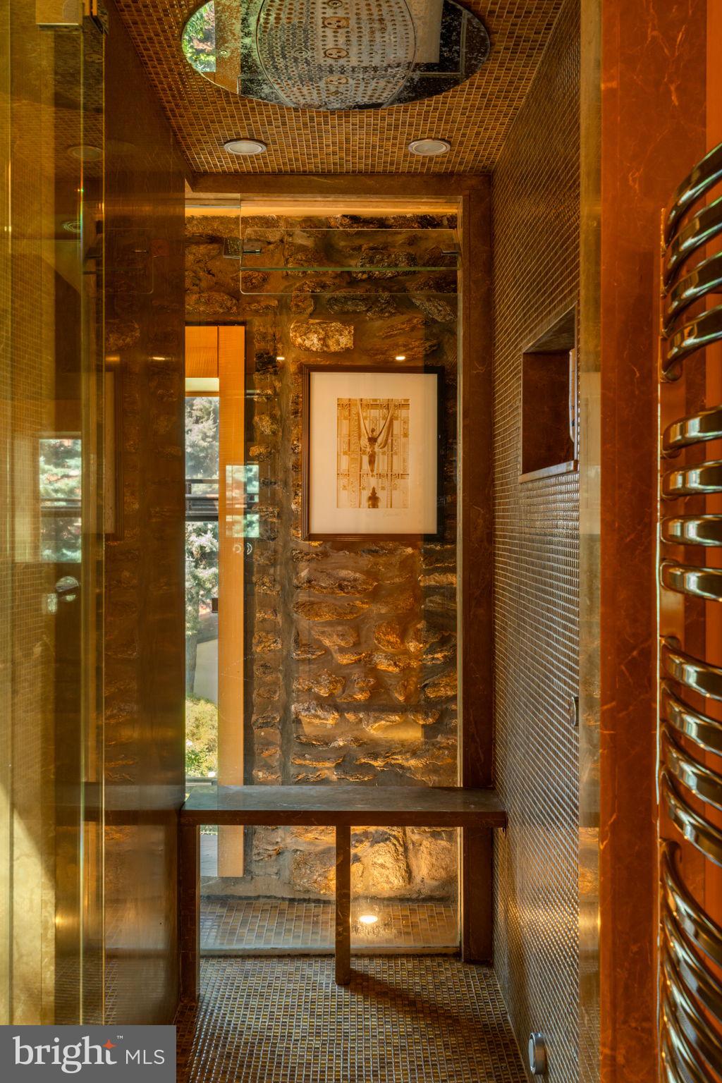 FAIRMOUNT - Residential