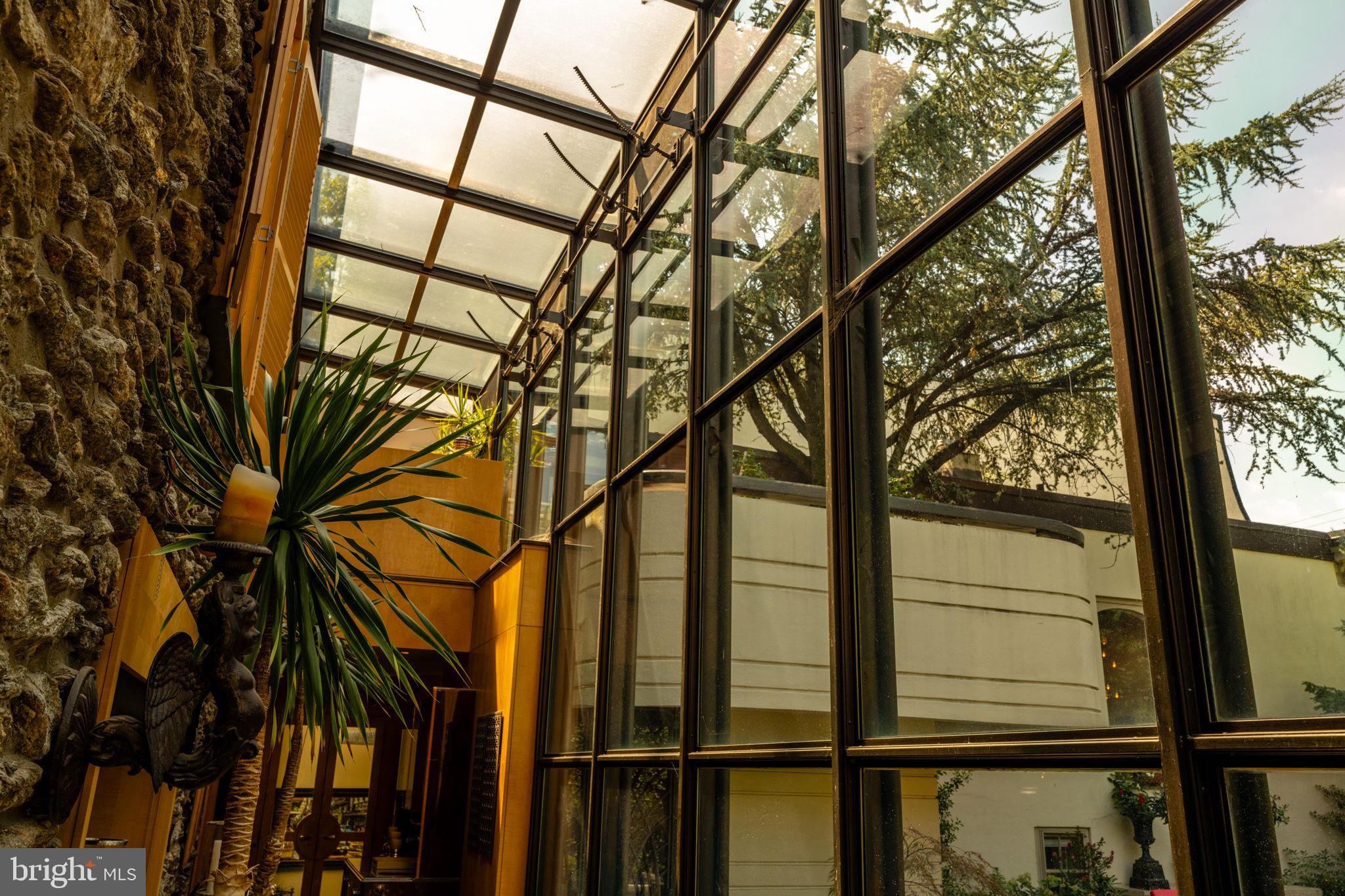 FAIRMOUNT - Residential