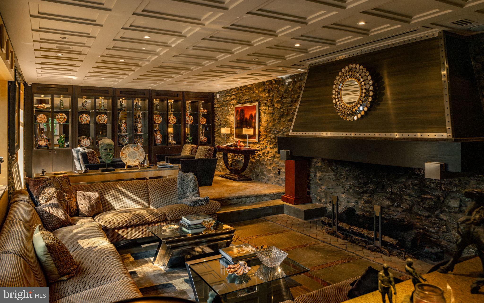 FAIRMOUNT - Residential