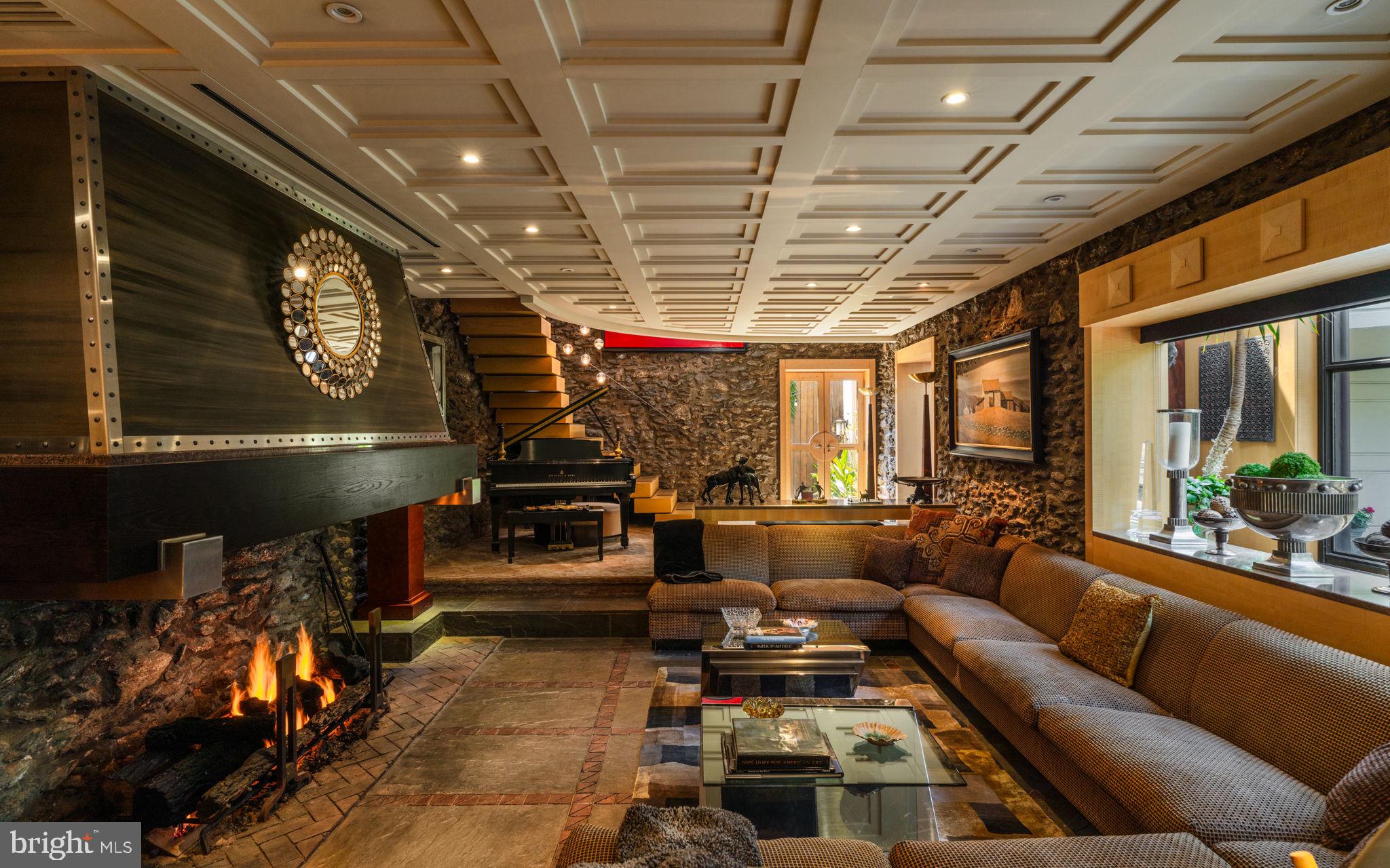 FAIRMOUNT - Residential